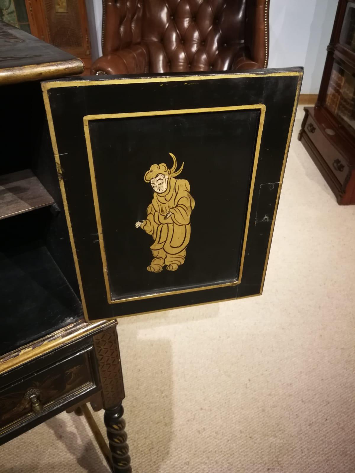 Lovely Edwardian Period Chinoiserie Lacquered Cabinet on Stand 10