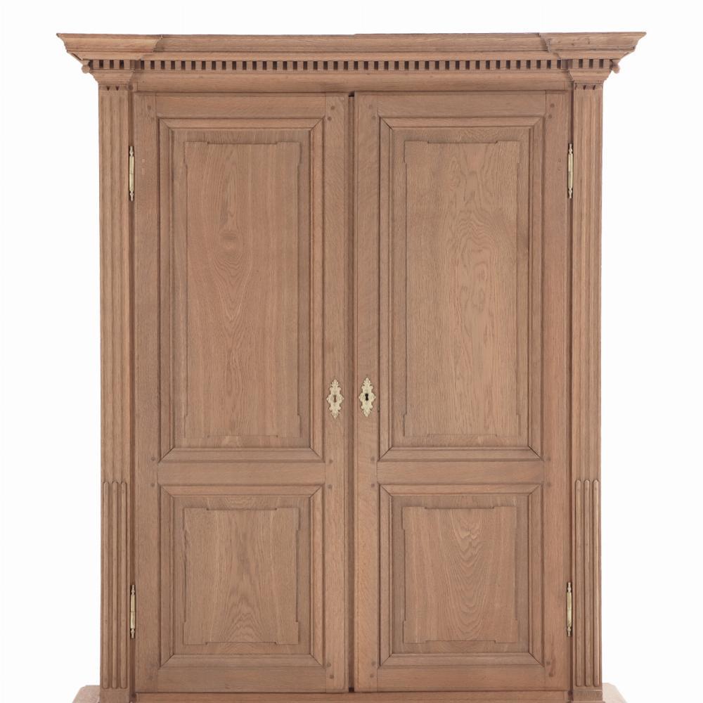 Schöner französischer Eichenrückwandschrank, ca. 1880. (19. Jahrhundert) im Angebot