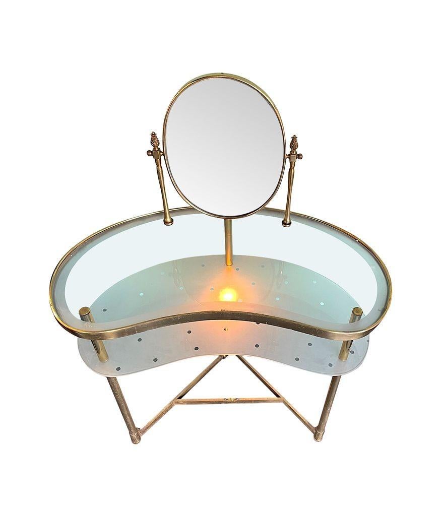 A lovely Italian 1950s brass dressing table attributed to Luigi Brusotti 10