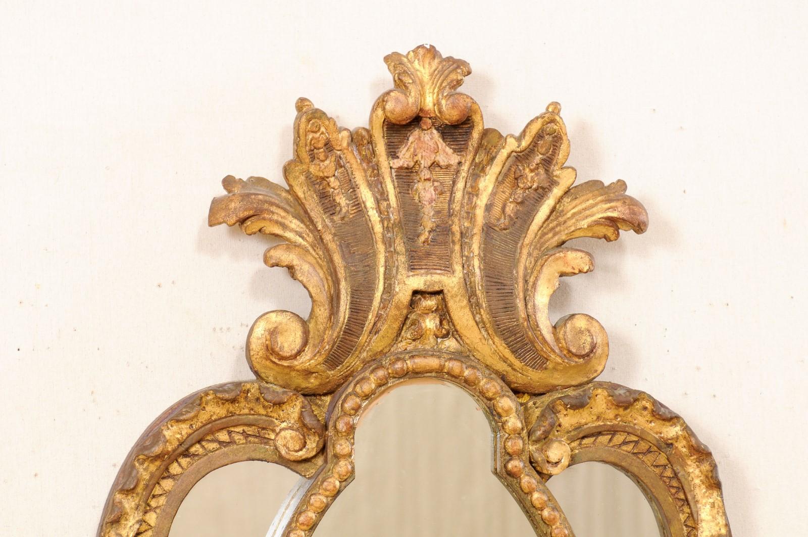 Italian Lovely Carved and Giltwood Mirror with Acanthus Leaf Motif, Mid-20th Century