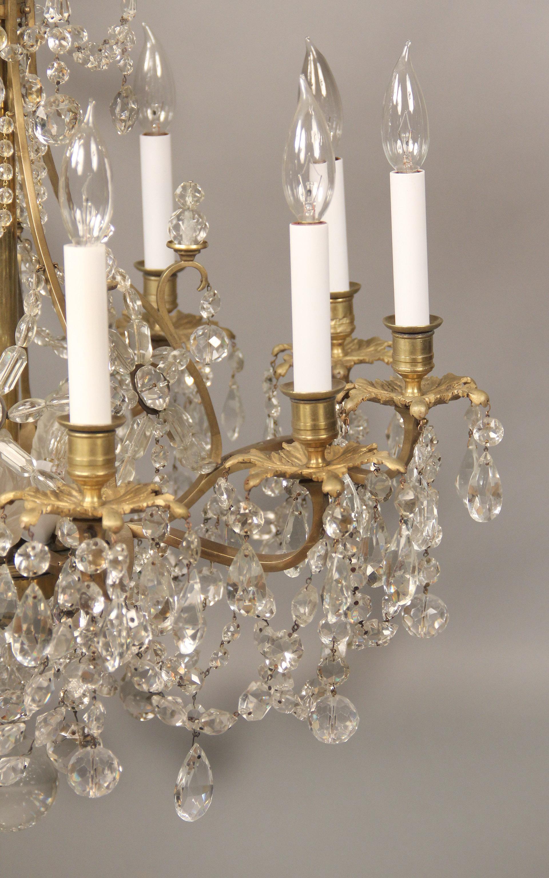 Lovely Late 19th Century Gilt Bronze and Baccarat Crystal Chandelier In Good Condition For Sale In New York, NY