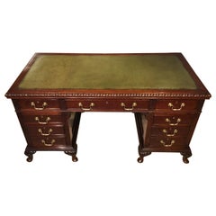 Lovely Mahogany Edwardian Period Chippendale Style Pedestal Desk