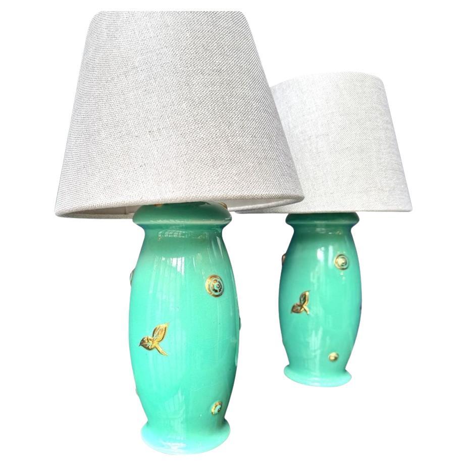 Une belle paire de lampes en Staffordshire des années 1930 par Clarice Cliff en vente