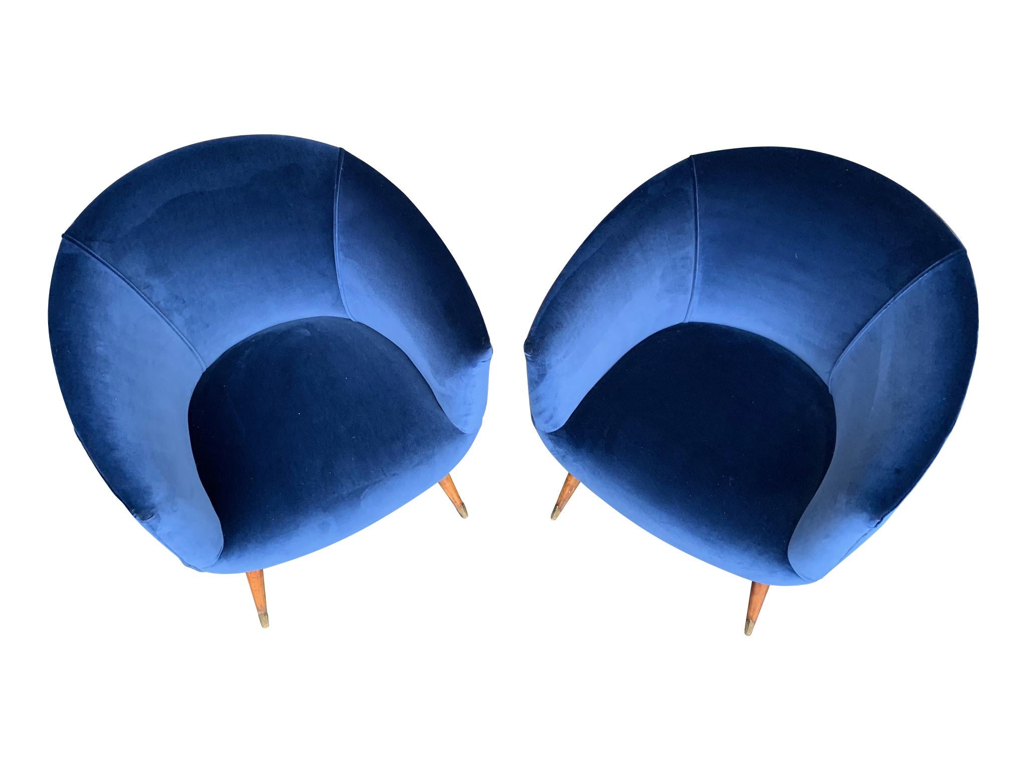 Lovely Pair of Italian 1950s Cocktail Chairs in the Style of Gio Ponti In Good Condition In London, GB