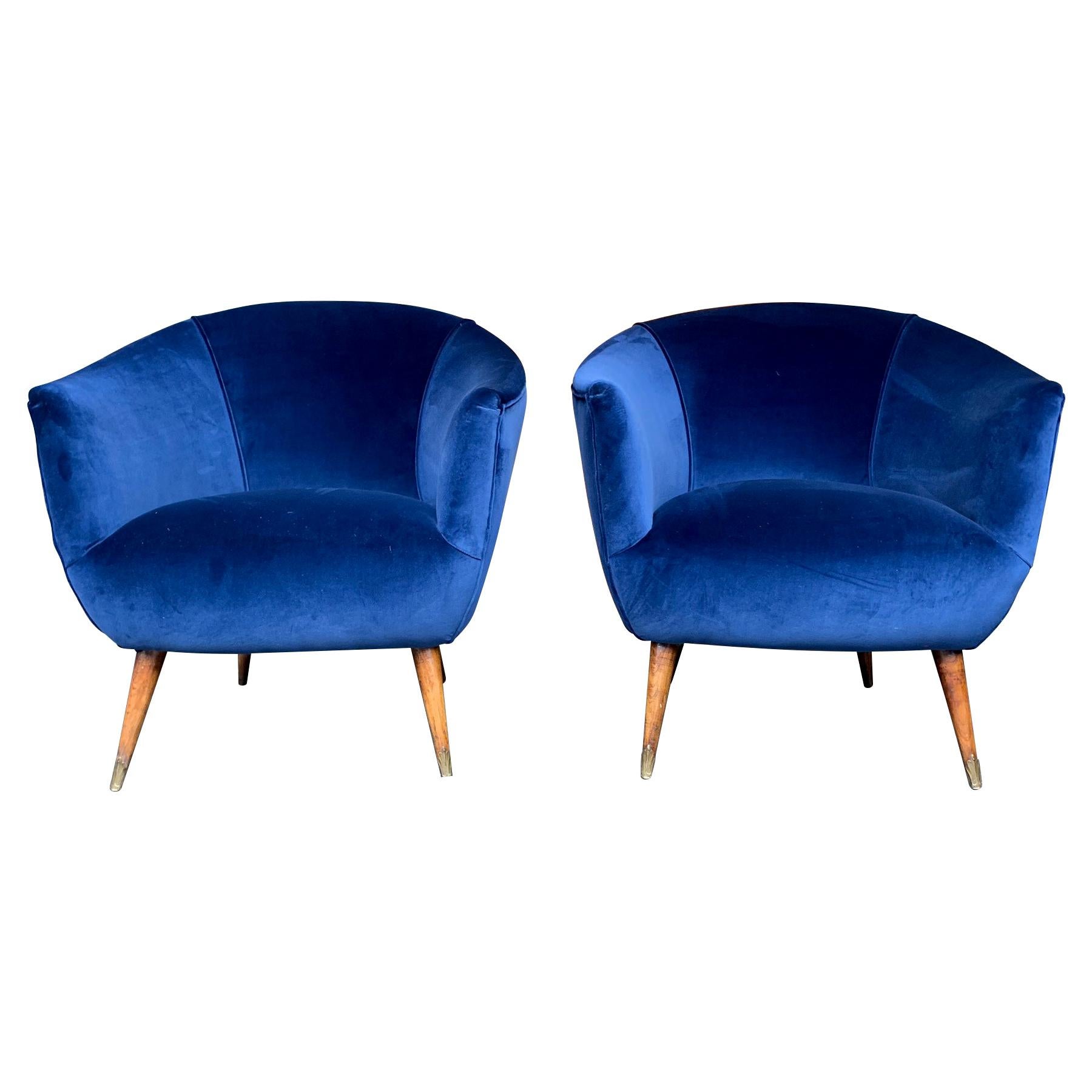 Lovely Pair of Italian 1950s Cocktail Chairs in the Style of Gio Ponti
