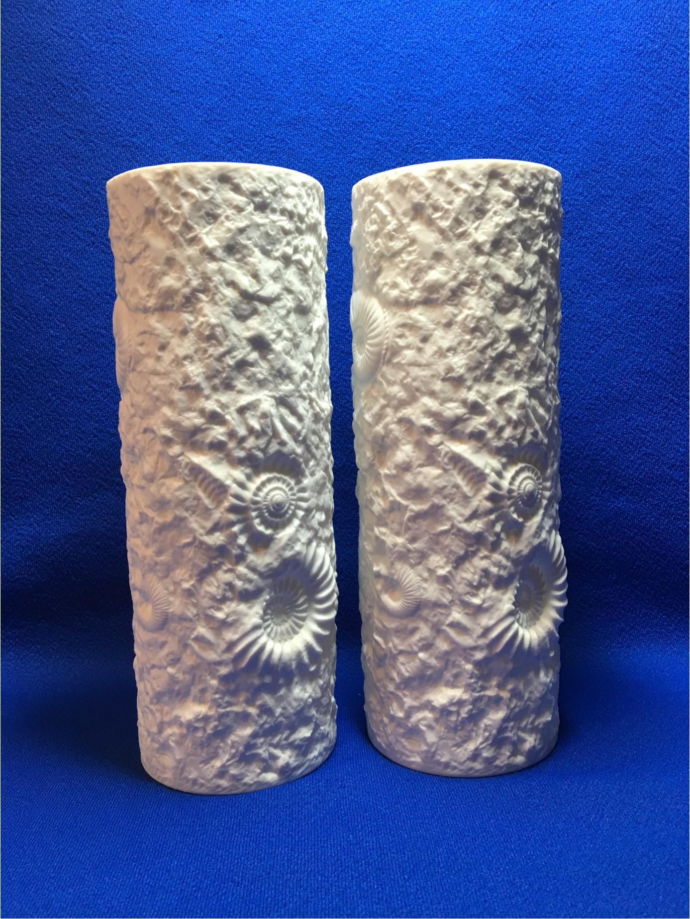 Lovely Pair of White Matte Fossil Rock Vases by Kaiser of Germany For Sale 2