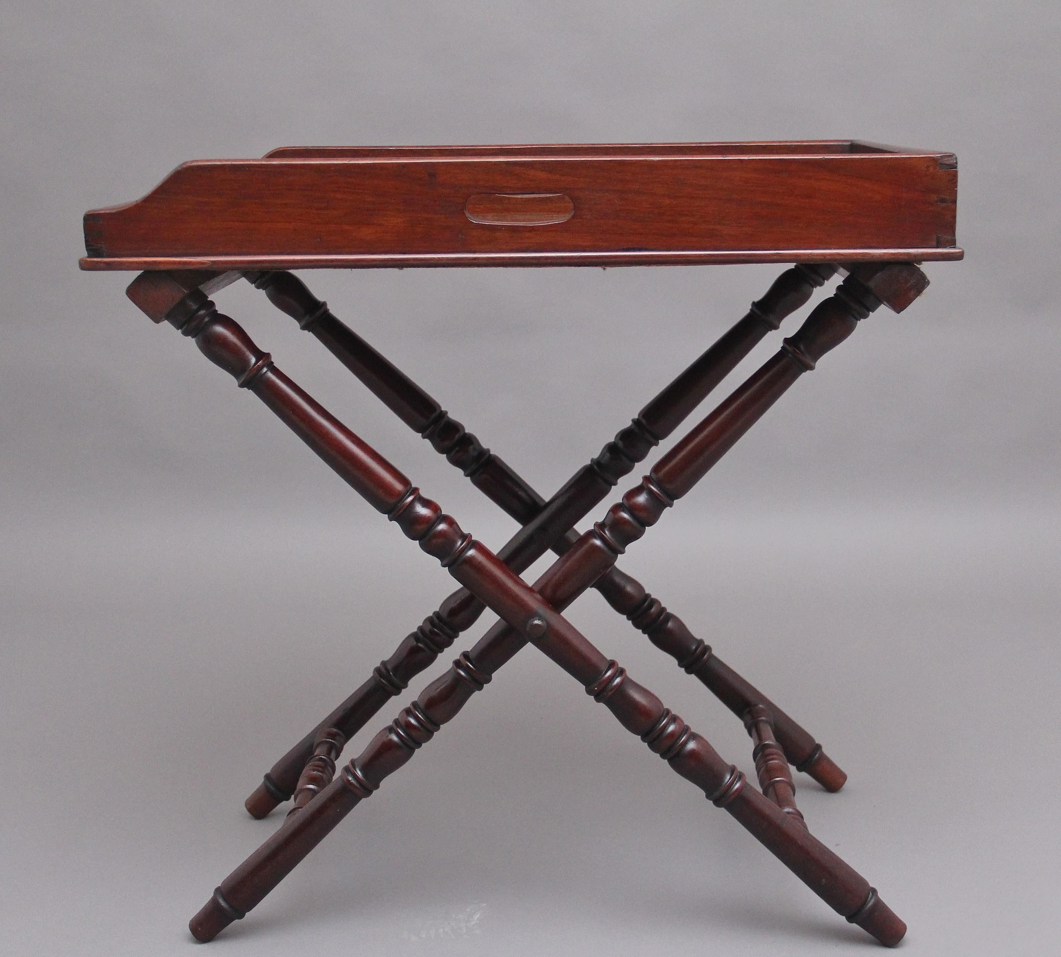 Lovely Quality Early 19th Century Mahogany Butlers Tray on Stand In Good Condition For Sale In Martlesham, GB