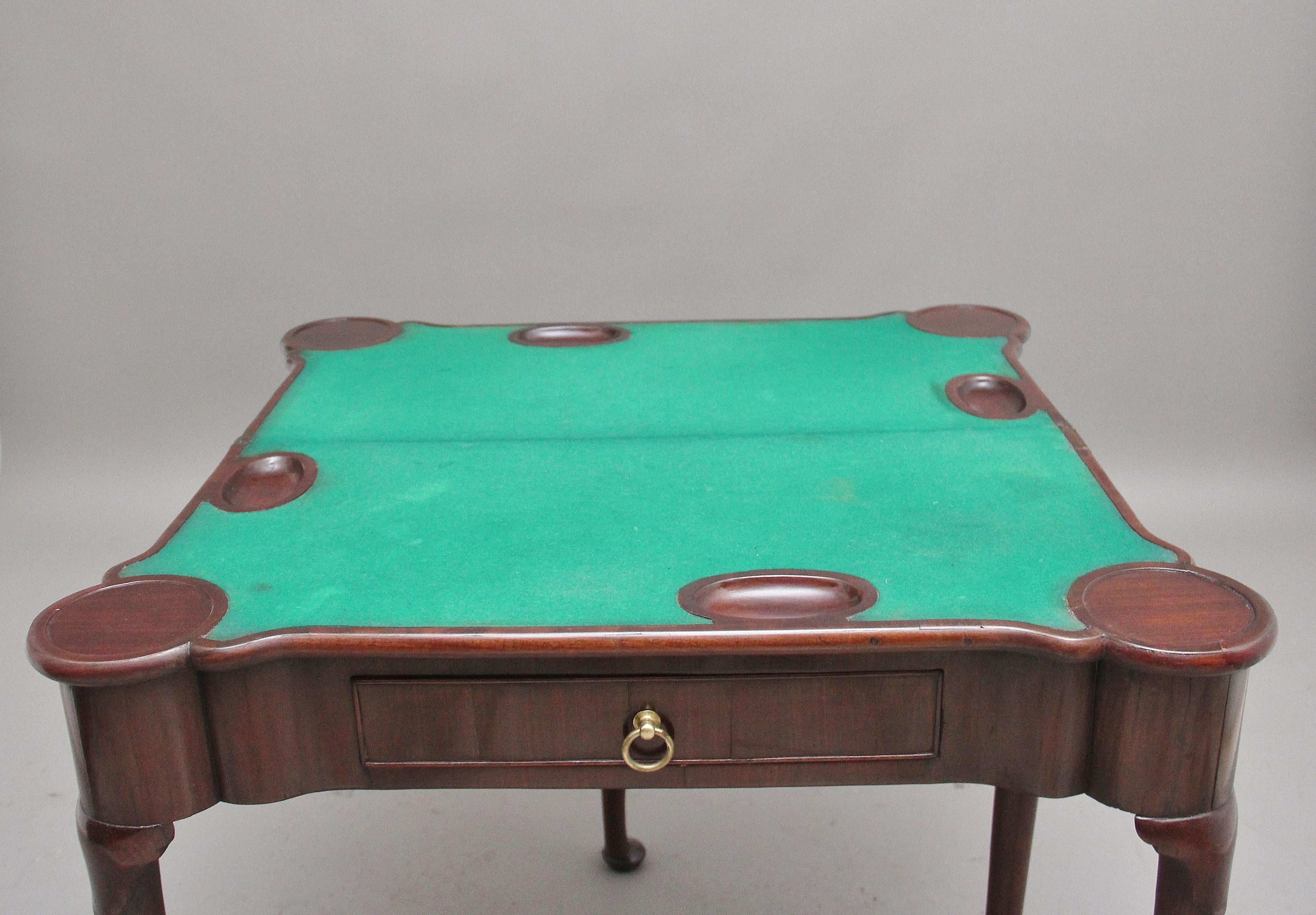 Lovely Quality Mid-18th Century Mahogany Card Table For Sale 7
