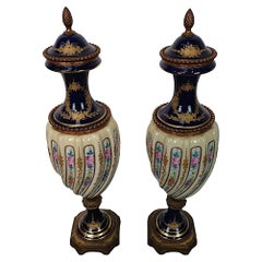 Lovely Quality Pair of 19th Century Urns in the Manner of Sèvres