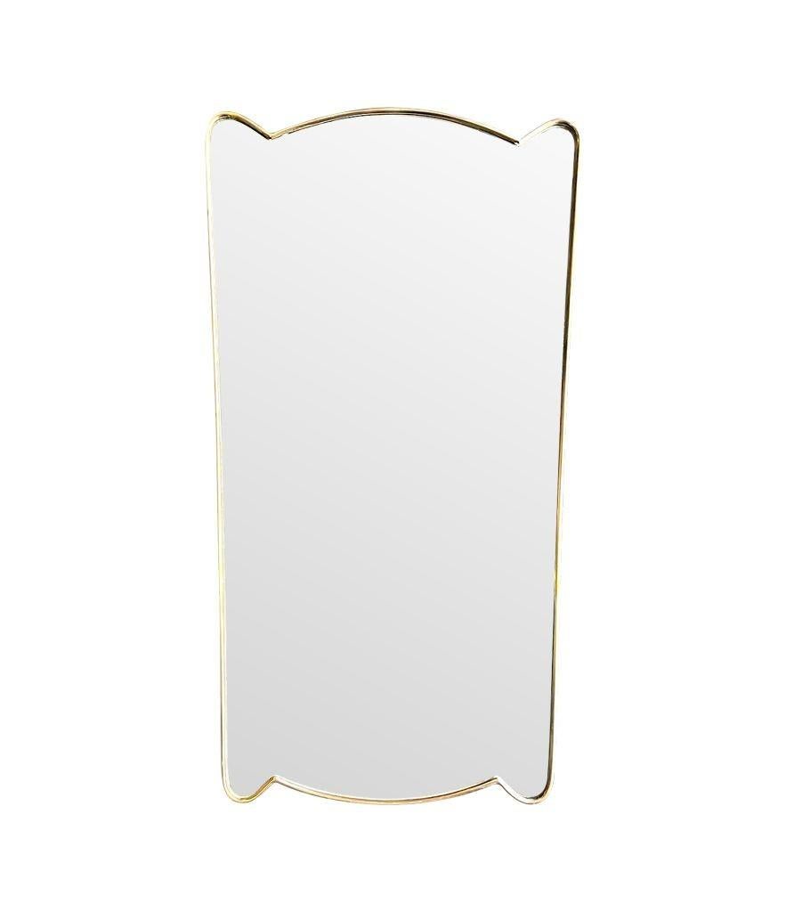 A lovely unique shaped orignal 1950s Italian shield mirror with solid wood back For Sale 3