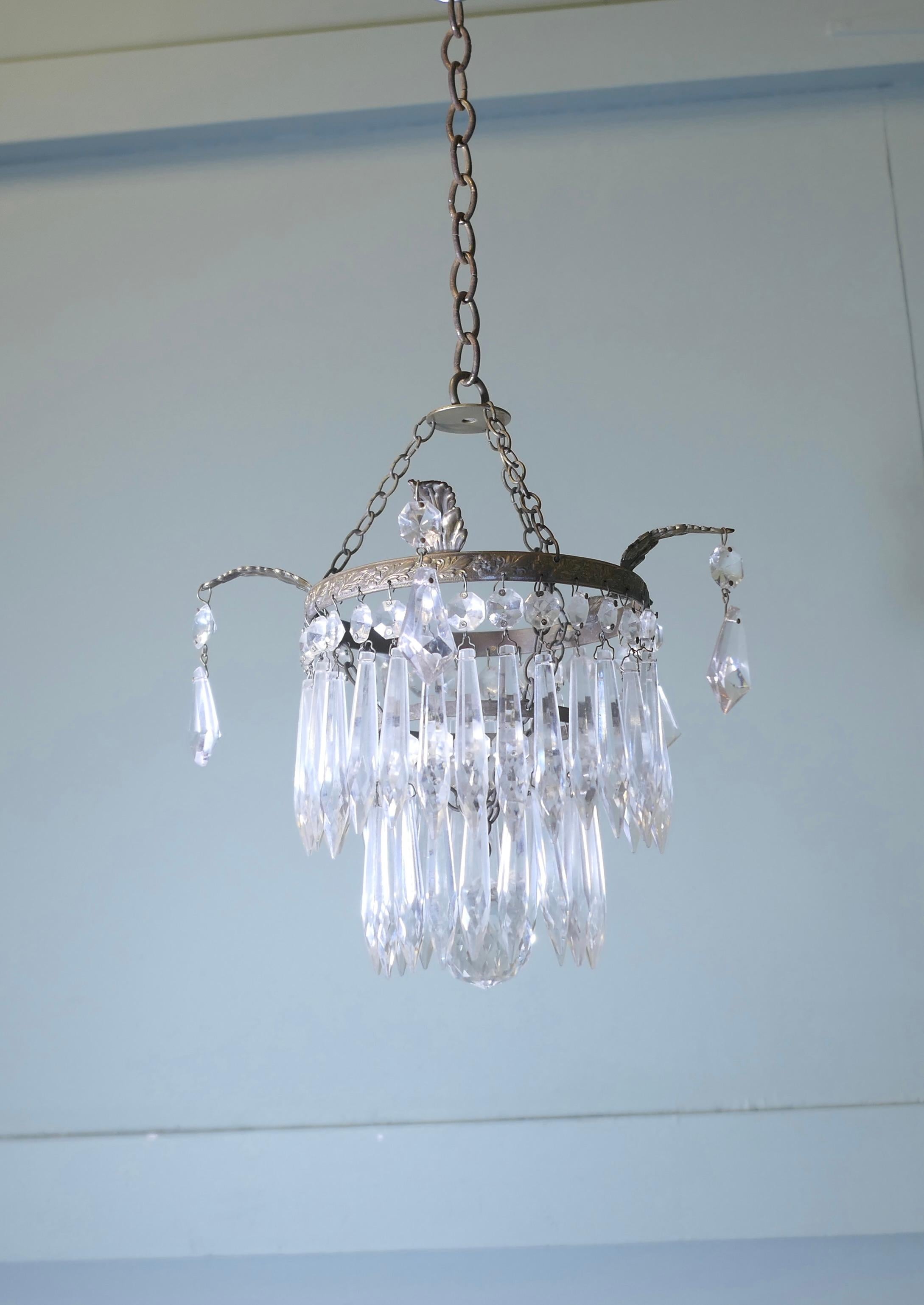 Preciosa araña de cristal de 2 niveles en cascada en venta 2