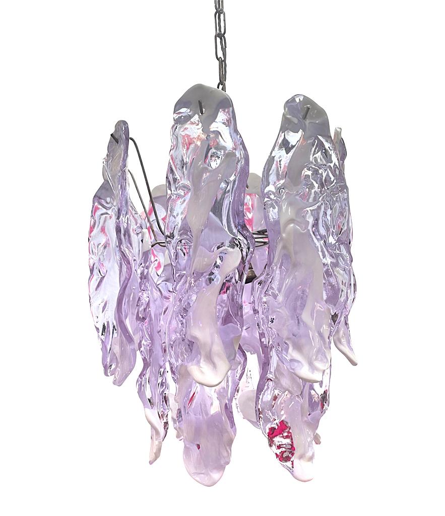 Mid-Century Modern Lovley 1970s Chandelier by Mazzagga in Purple and White Murano Glass Drops