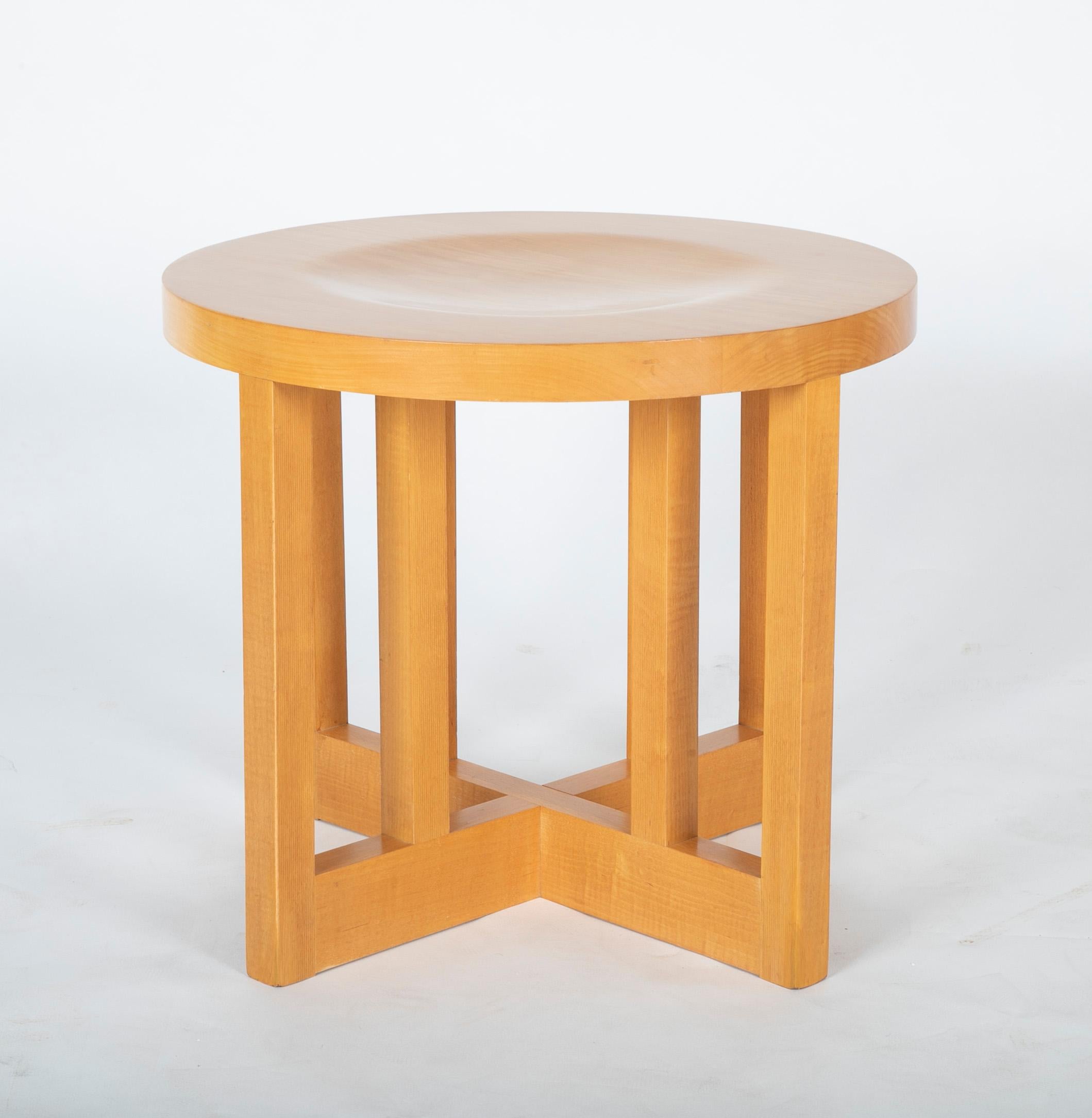 Moderne Table d'appoint ou tabouret bas conçu par Richard Meier pour Knoll en vente