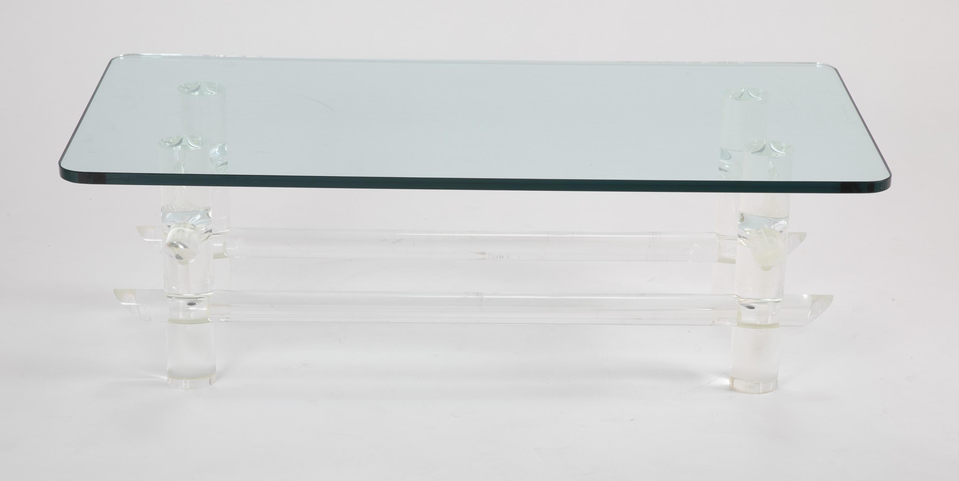 Lucite Coffee Table by Les Prismatiques In Good Condition In Stamford, CT