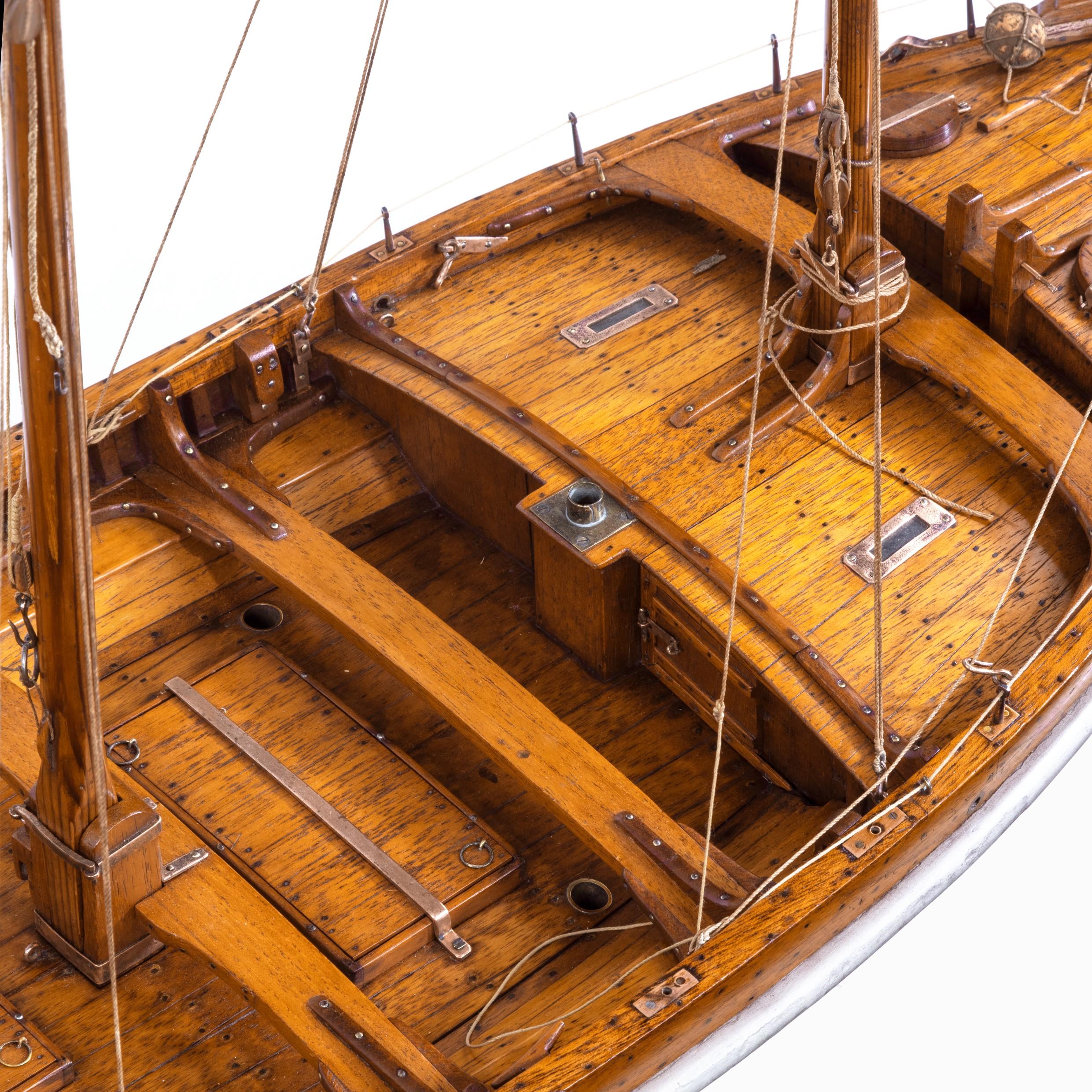 Lugger Lifeboat Model by Twyman for the International Exhibition, London, 1862 For Sale 4