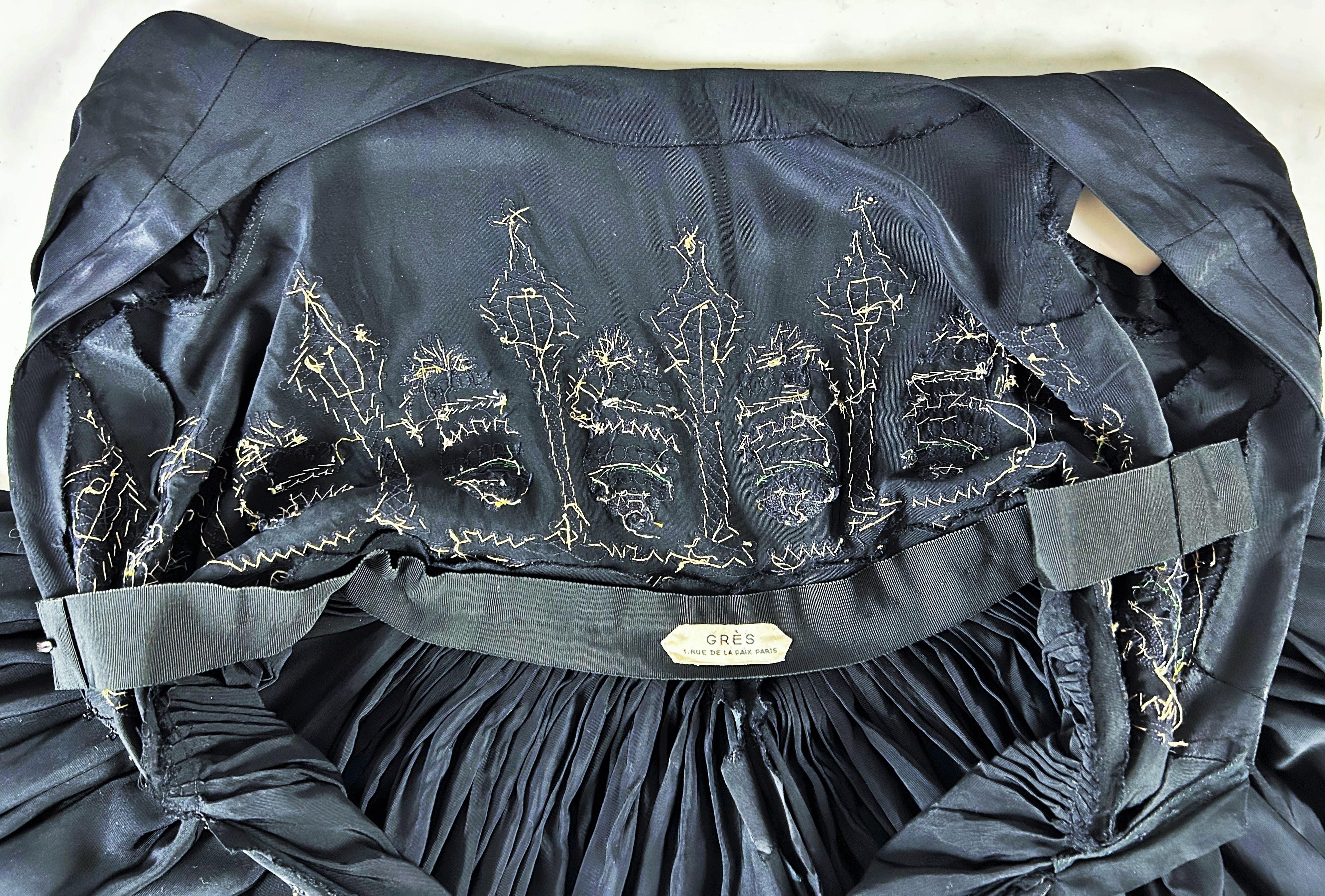 A Madame Grès Couture Evening Dress - Autumn Winter 1953 For Sale 14