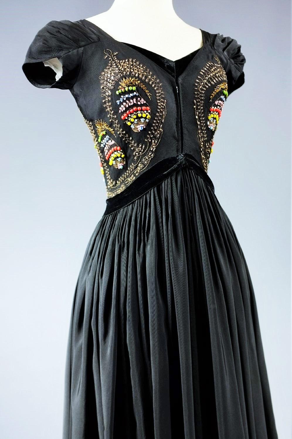 Women's A Madame Grès Couture Evening Dress - Autumn Winter 1953 For Sale