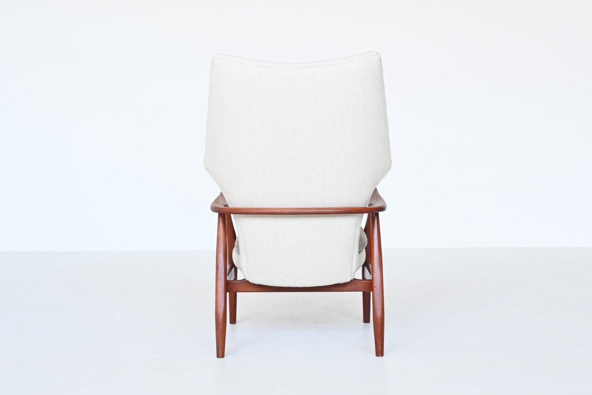 Dutch A. Madsen & H. Schubell lounge chair “Kirsten” Bovenkamp The Netherlands 1960 For Sale