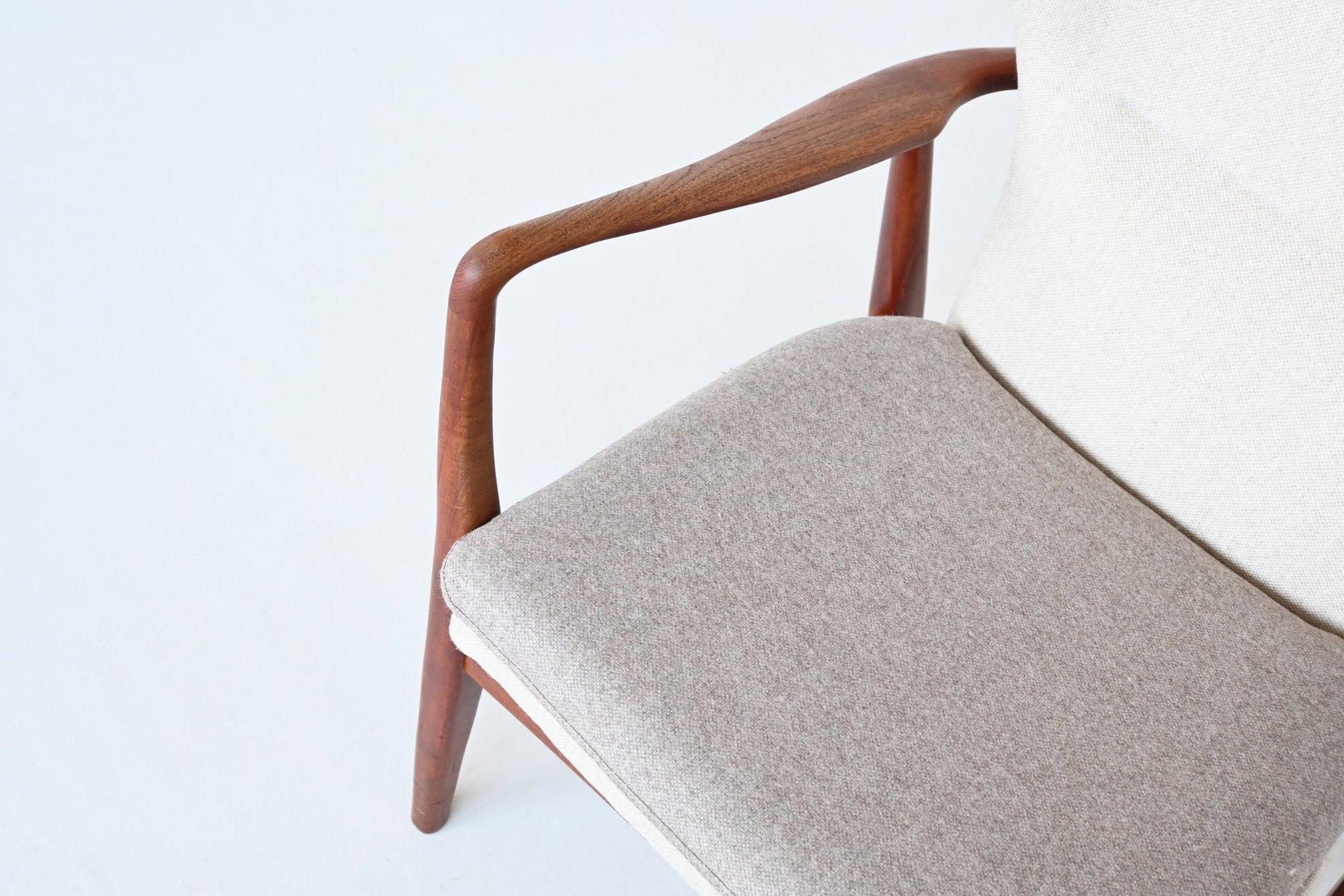 Fabric A. Madsen & H. Schubell lounge chair “Kirsten” Bovenkamp The Netherlands 1960 For Sale