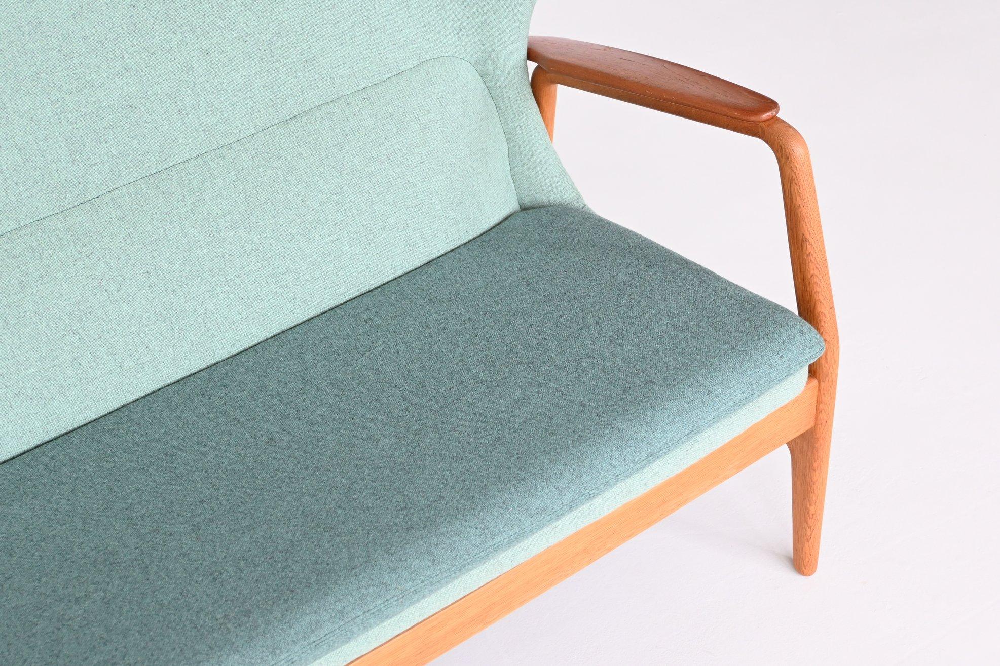 A. Madsen & H. Schubell Wingback Sofa Bovenkamp Green the Netherlands, 1960 In Good Condition For Sale In Etten-Leur, NL