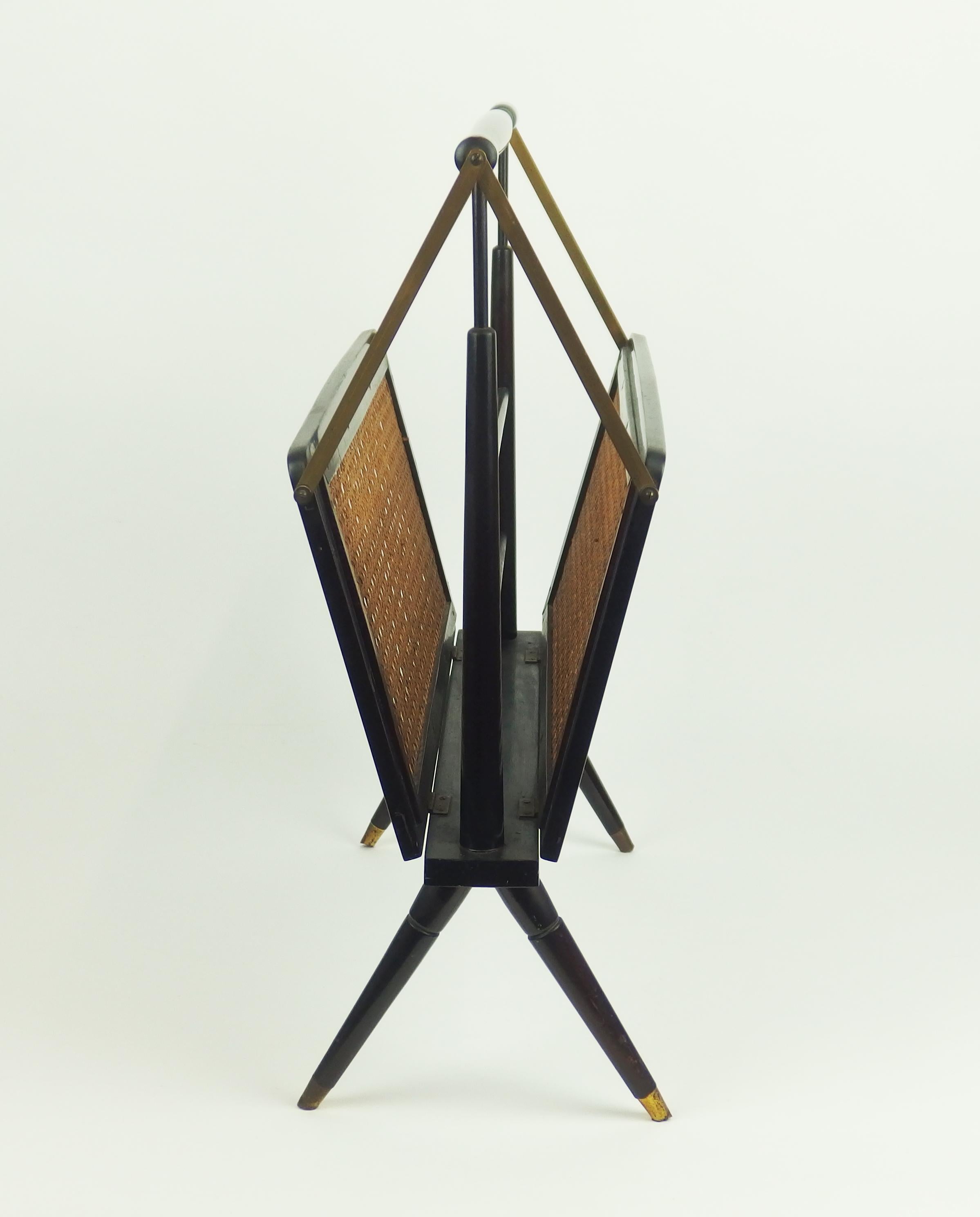 Mid-Century Modern Magazine Rack Attributed to Cesare Lacca, Italy