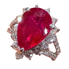 Ein prächtiger 6,04ct Rubin & Diamant Platin Ring