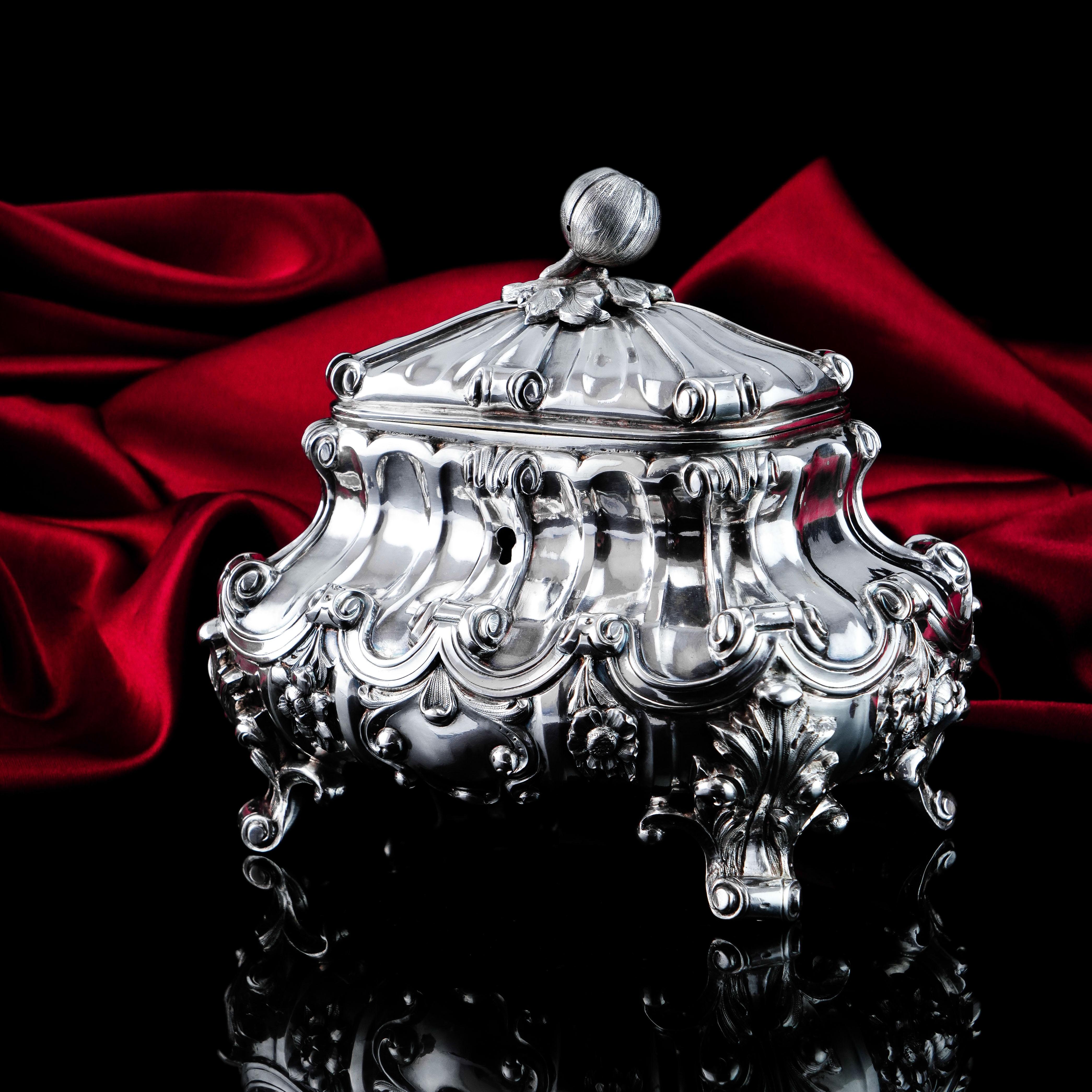 A Magnificent Antique Solid Silver Tea Caddy/Sugar Box Large & Heavy - 19th c. For Sale 10