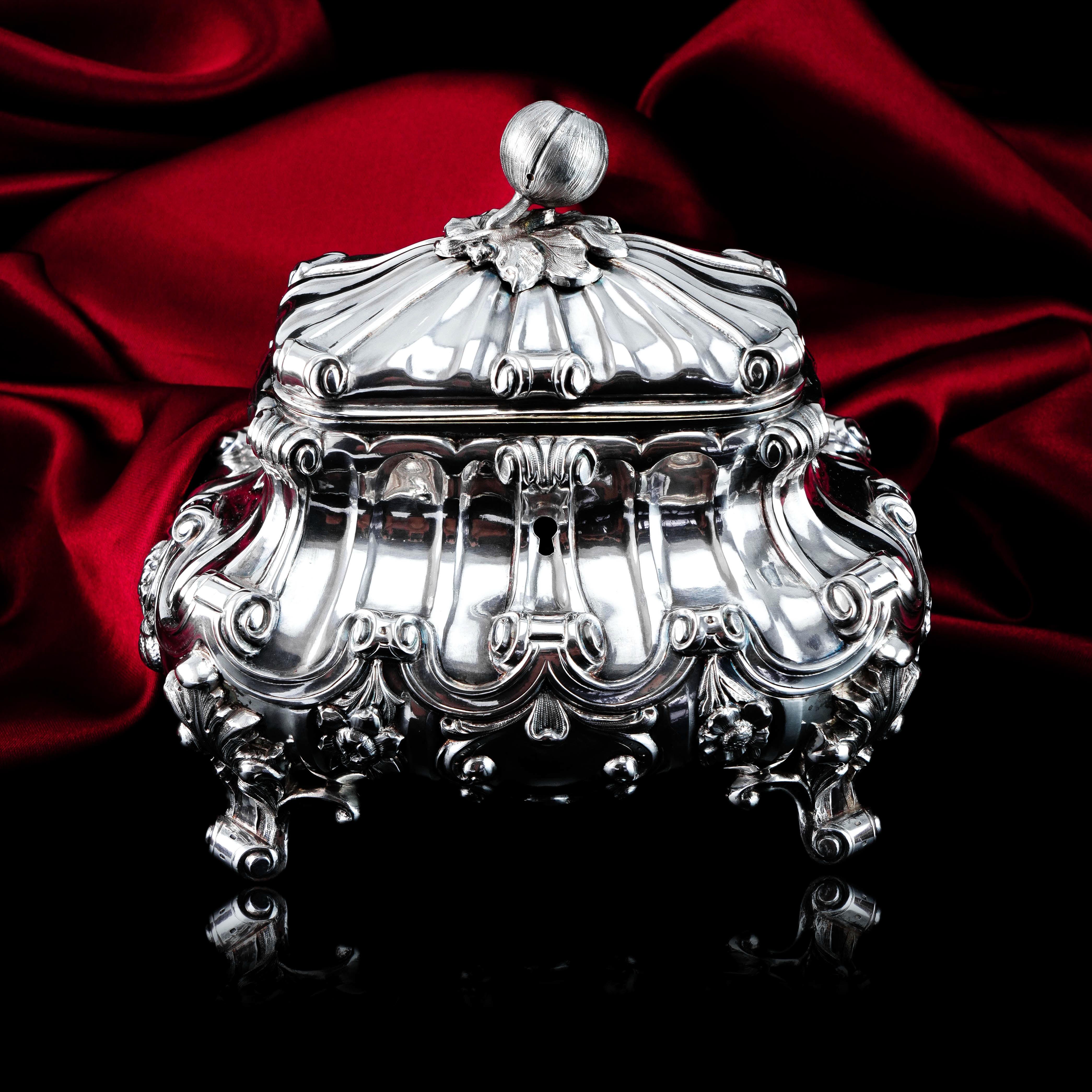 A Magnificent Antique Solid Silver Tea Caddy/Sugar Box Large & Heavy - 19th c. For Sale 13