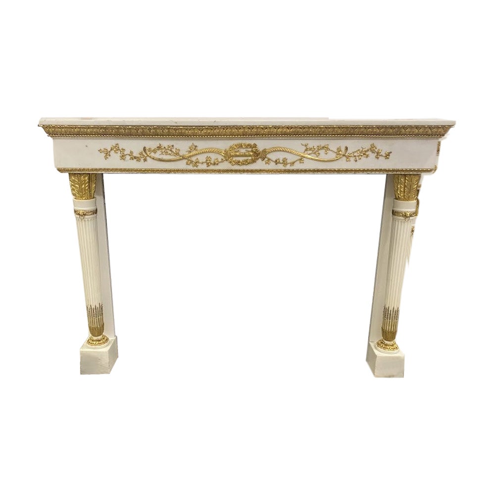 A Magnificent Carrara Marble Fireplace in vendita