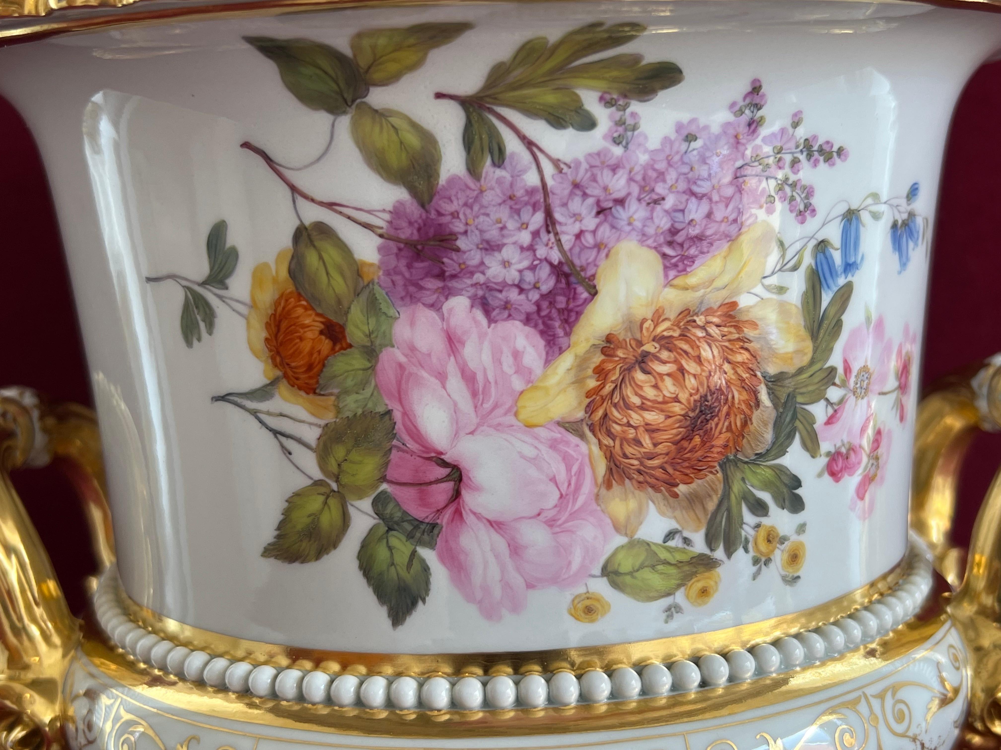 Magnificent Flight, Barr and Barr Worcester Ice Pail, circa 1820-1830 2
