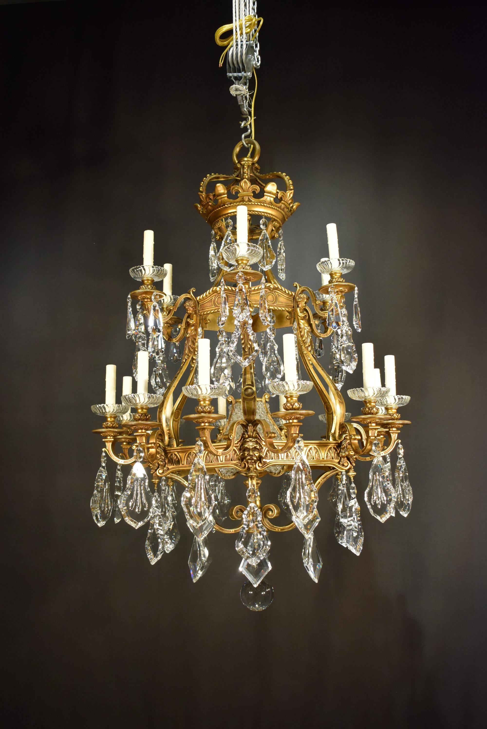 A magnificent gilt bronze and crystal chandelier, France, circa 1900.
Measures: Height 52 x diameter 36. 19 lights. CW4556