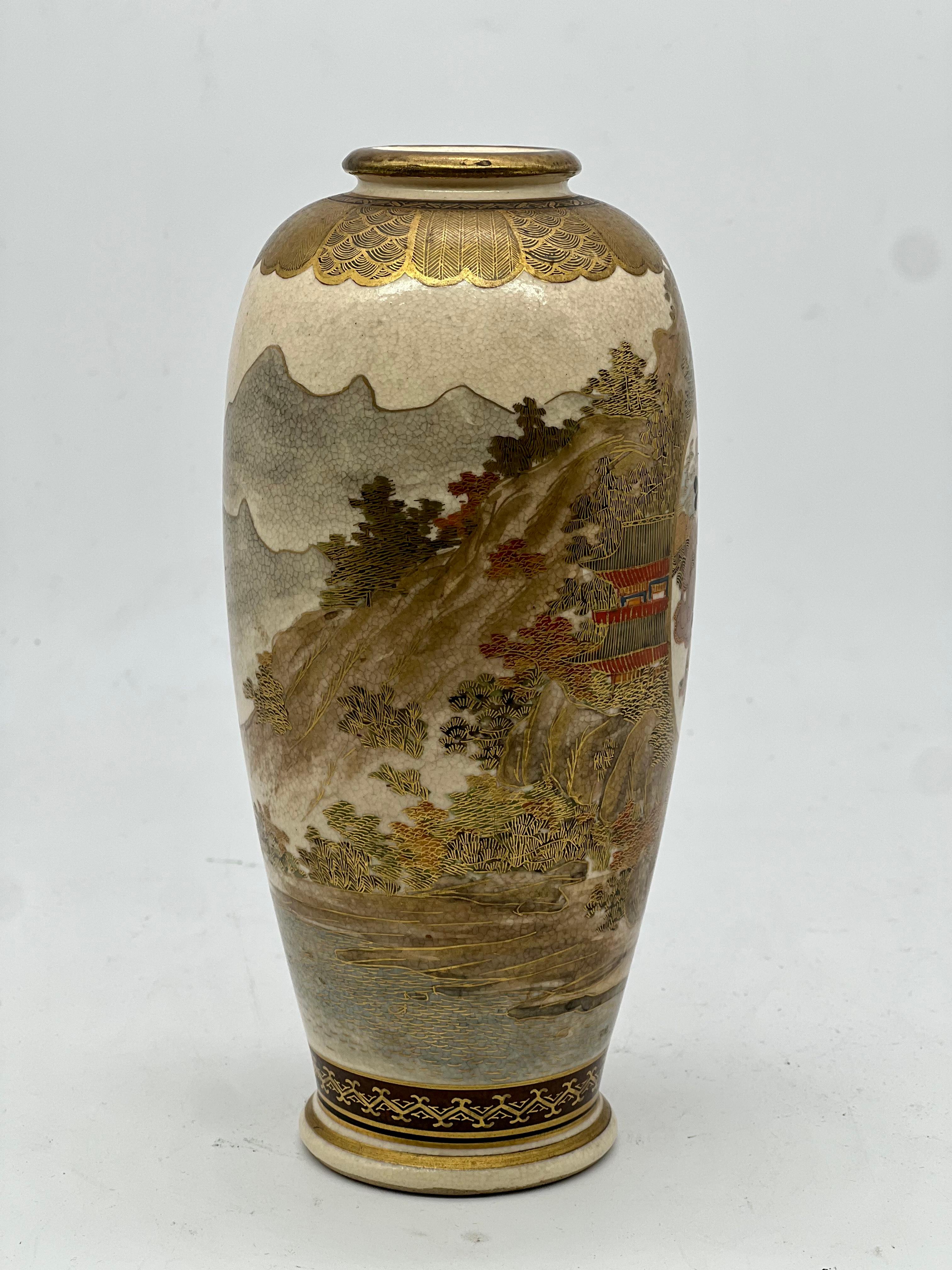 19th Century A Magnificent Japanese Satsuma Vase. Signed. Meiji period  For Sale