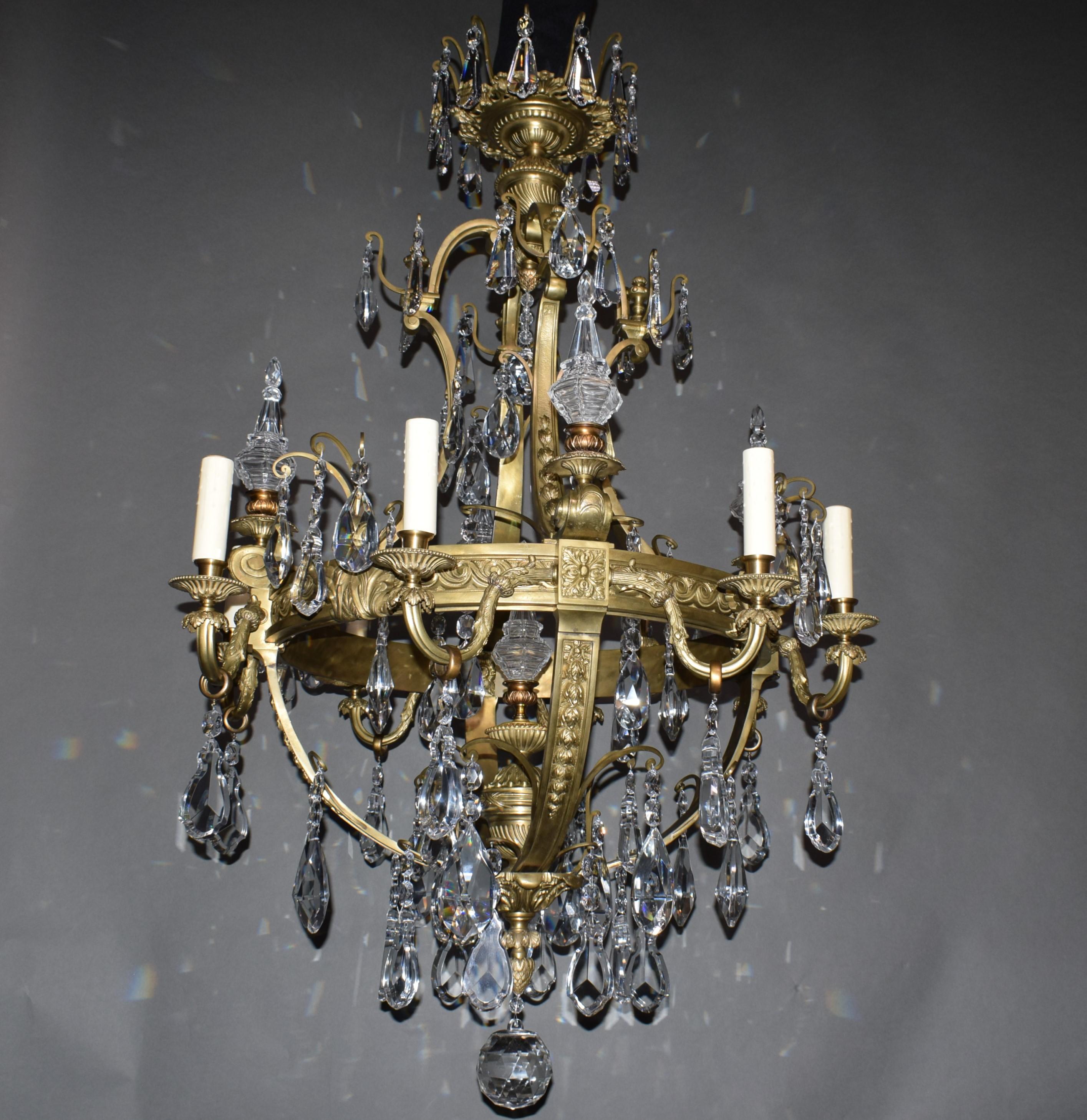 Early 20th Century Magnificent Louis XVI Chandelier For Sale