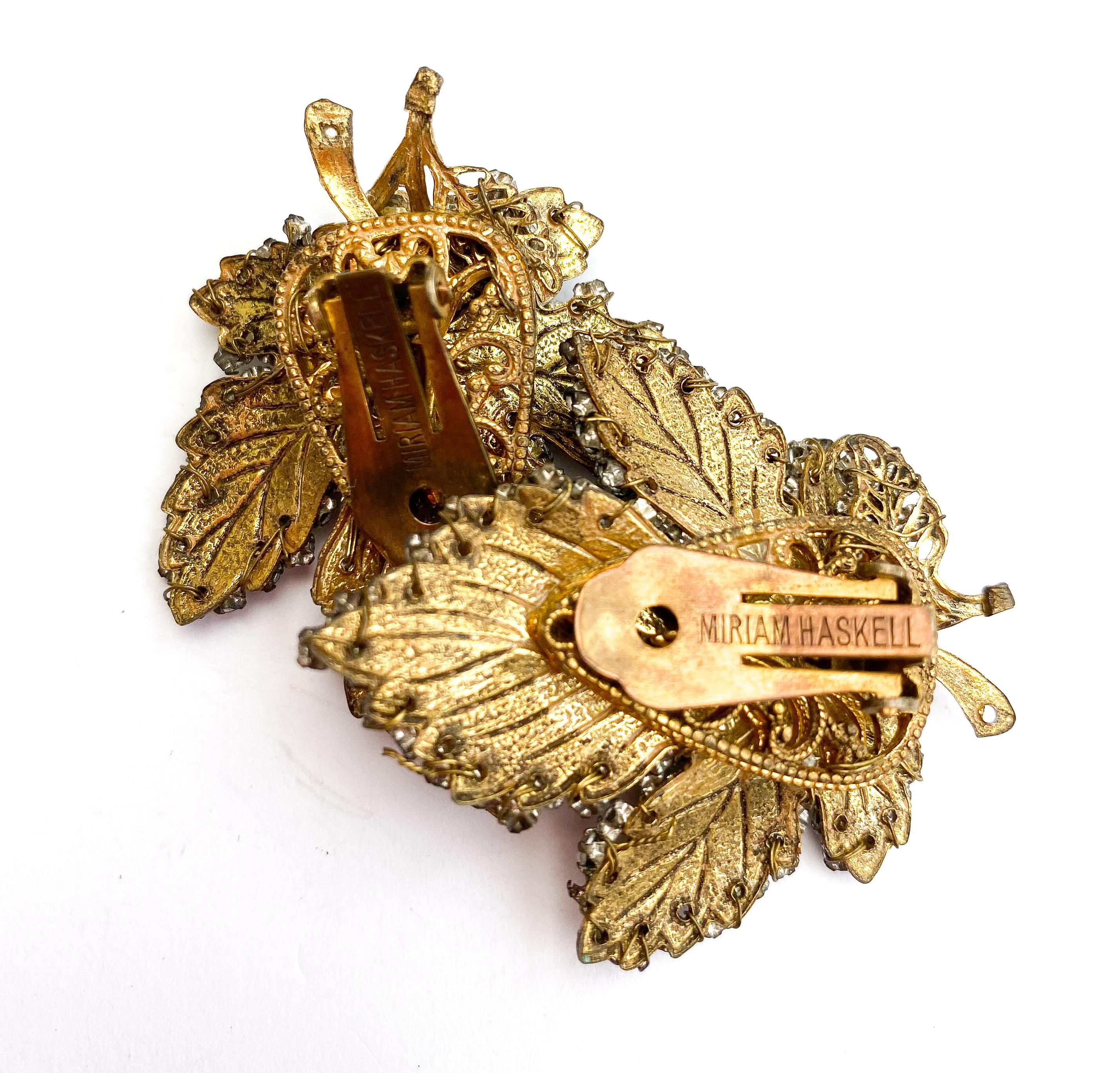 Baroque A magnificent pair of gilt/rose montes 'leaf' earrings, Miriam Haskell, 1960s. For Sale