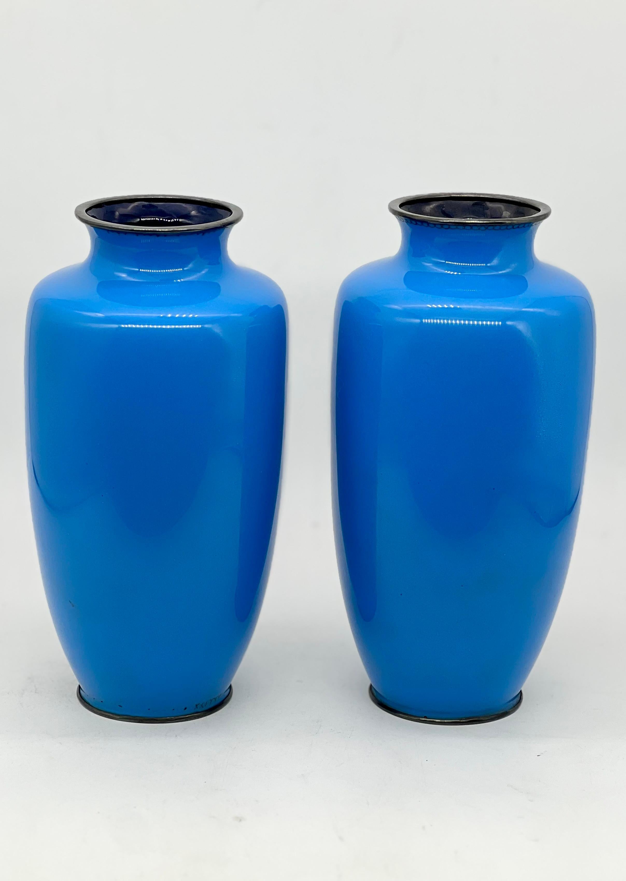 Magnífico par de jarrones japoneses de esmalte cloisonné. Era Meiji 11