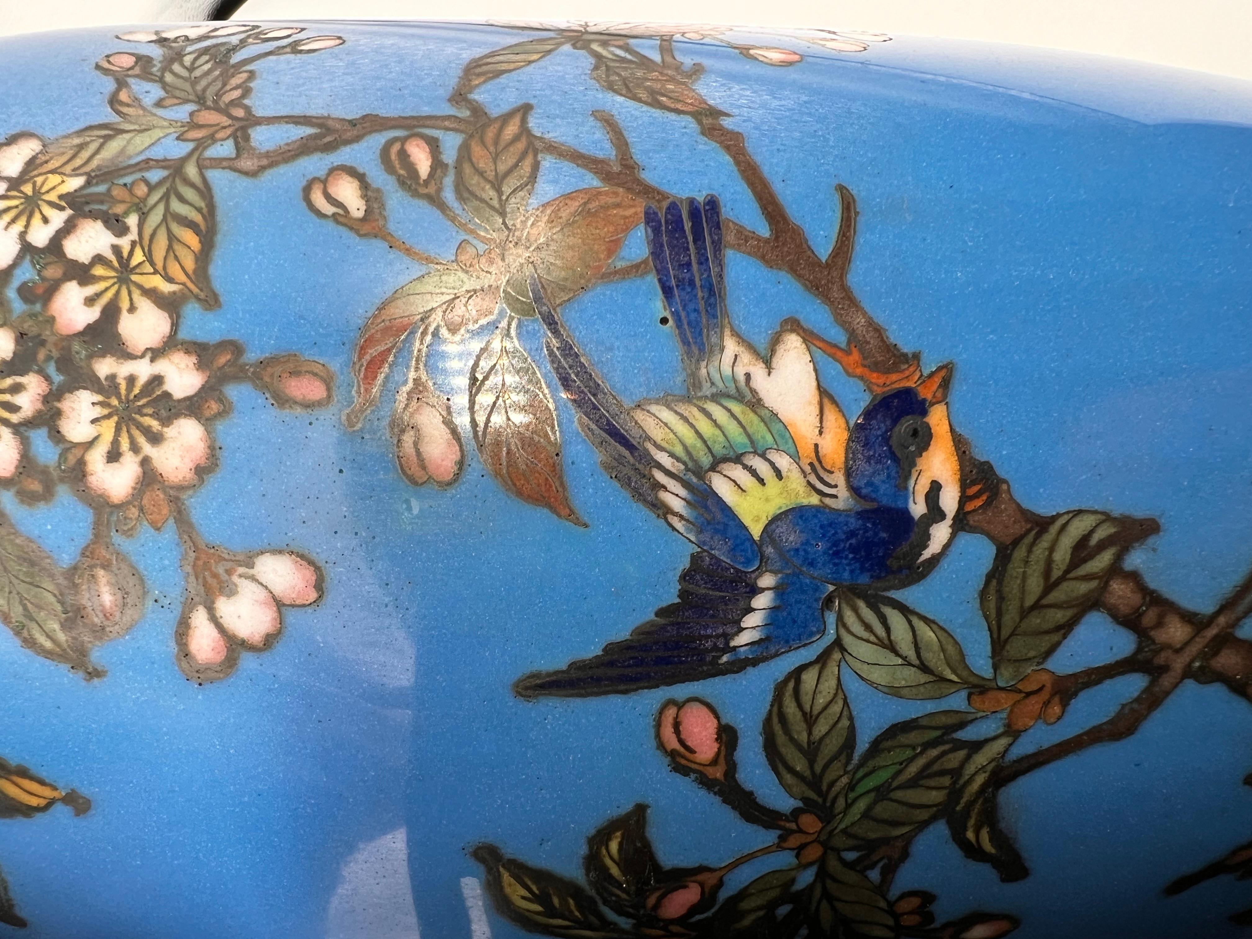 Magnífico par de jarrones japoneses de esmalte cloisonné. Era Meiji en Bueno Estado en London, GB
