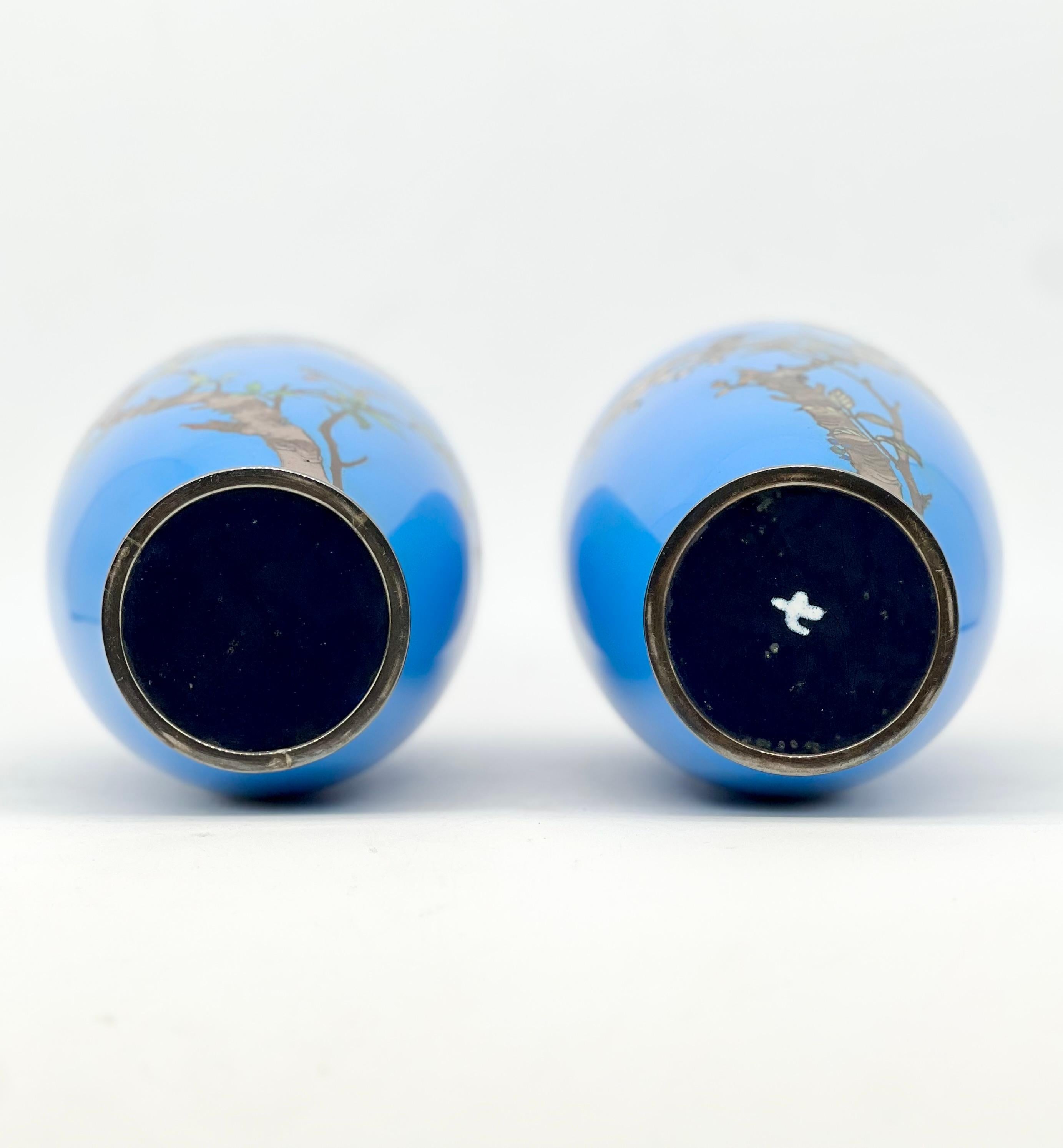 Magnífico par de jarrones japoneses de esmalte cloisonné. Era Meiji 2