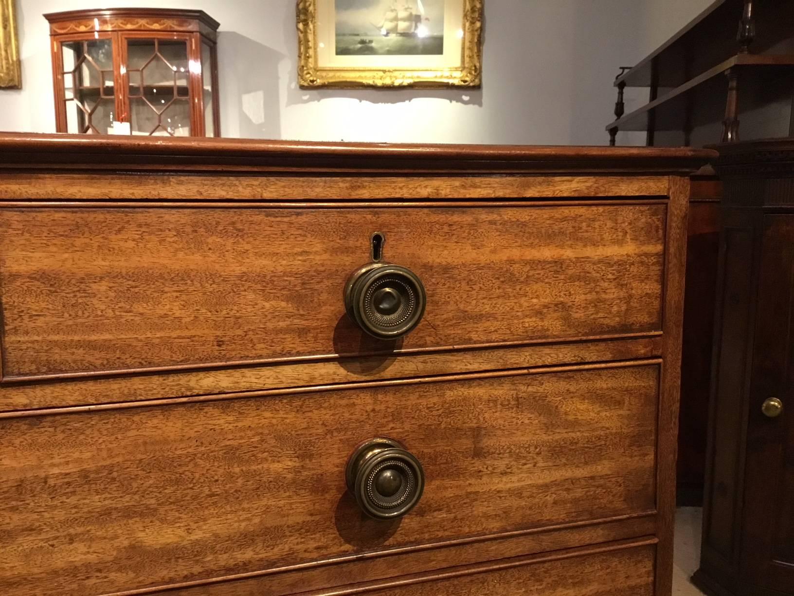 Mahogany Georgian Chest of Drawers by Gillows of Lancaster In Excellent Condition In Darwen, GB