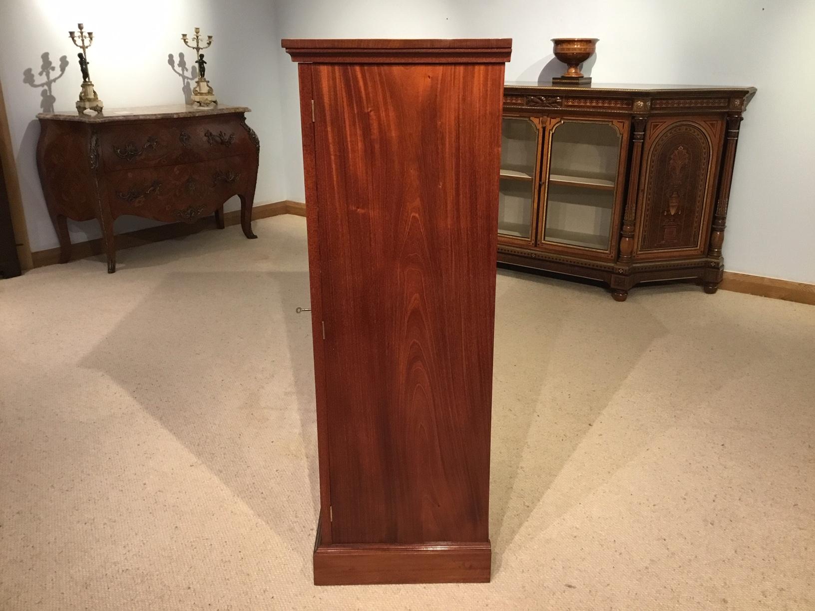 Mahogany Inlaid  Edwardian Period Antique Wellington Chest For Sale 8