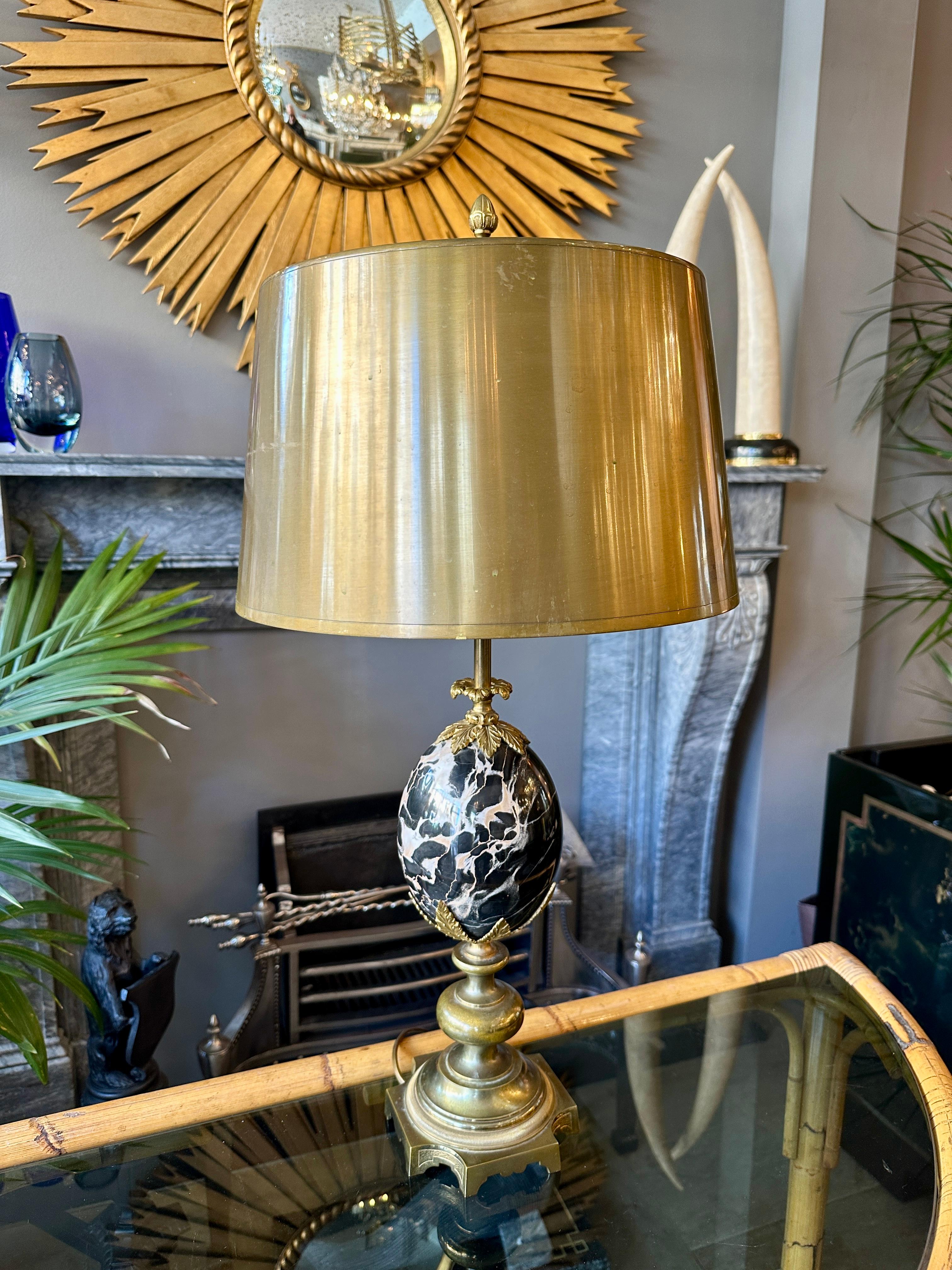 A Maison Charles Ouef Rosaces Bronze And  Portoro Marble Table Lamp For Sale 3