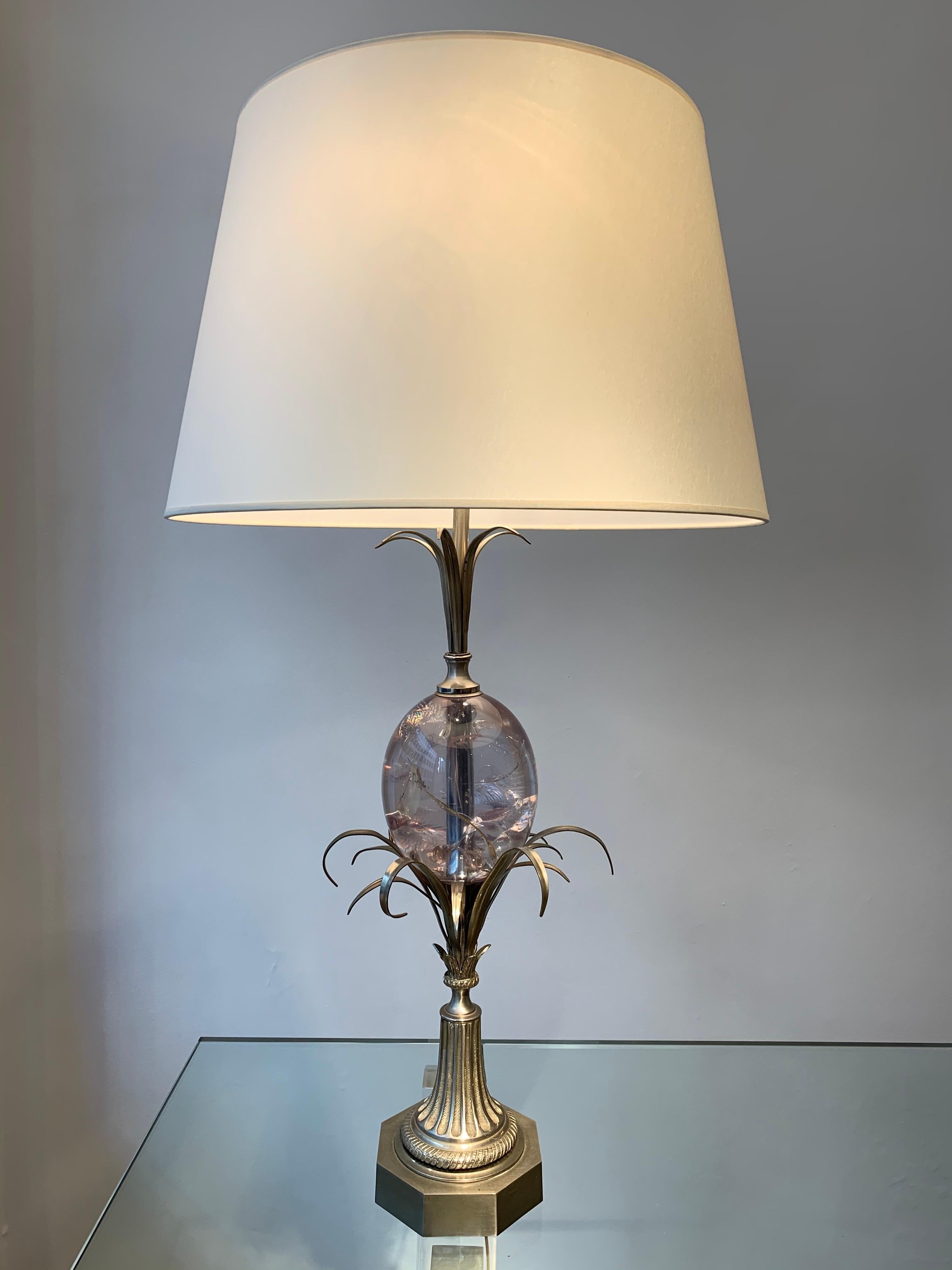 Maison Charles is well known manufacturer and designer in Paris, which specializes in lighting. This particular lamp dates circa 1960s-1970s. The work of Maison Charles shows great quality.