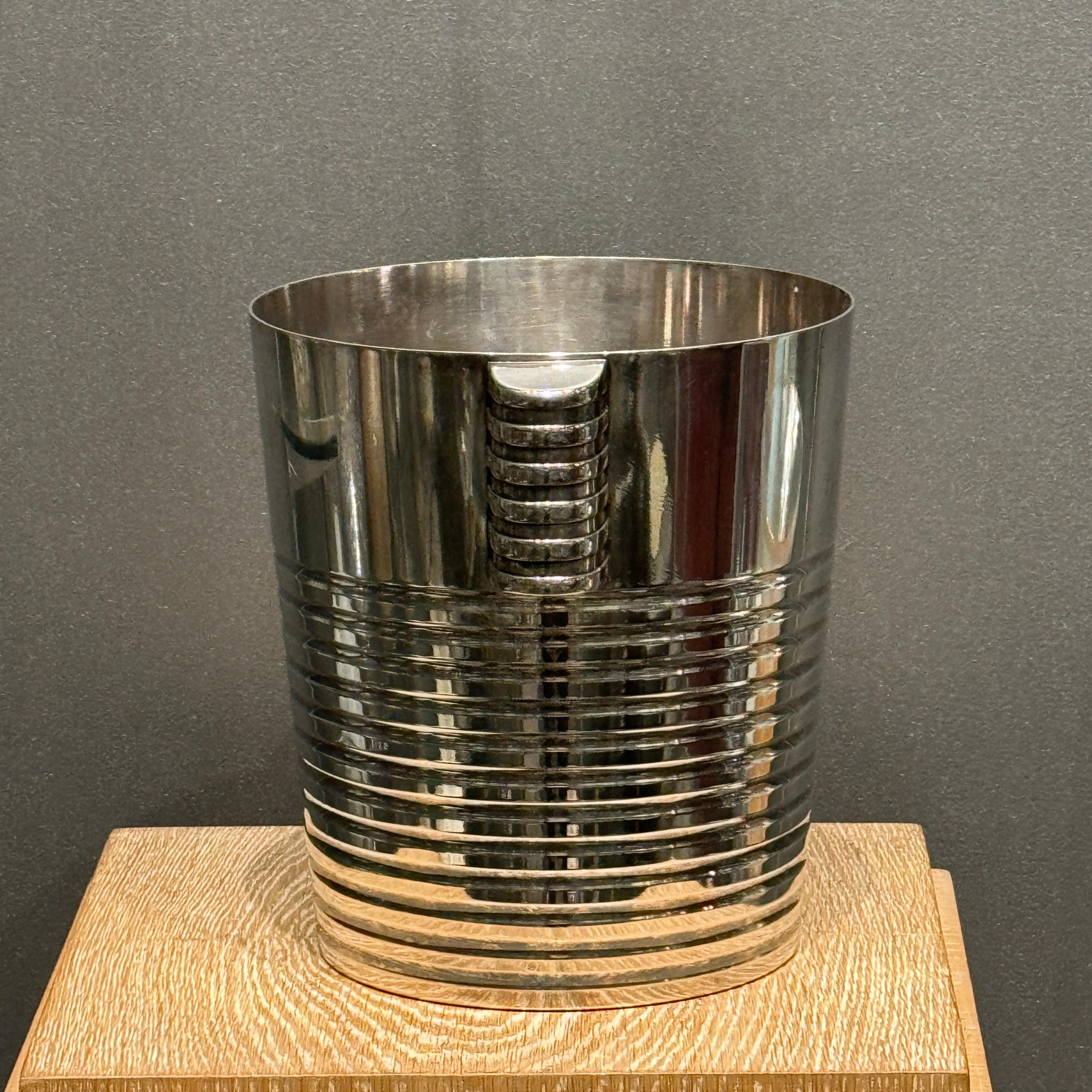 Cubo Art Déco de plata chapada Maison Christofle Chapado en venta