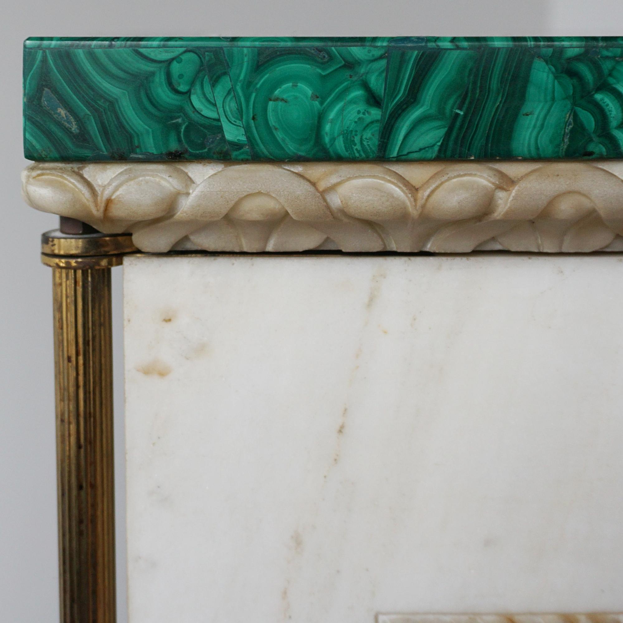 Un mobile anni '50 in malachite e marmo in vendita 2
