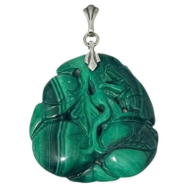 A Malachite pendant For Sale