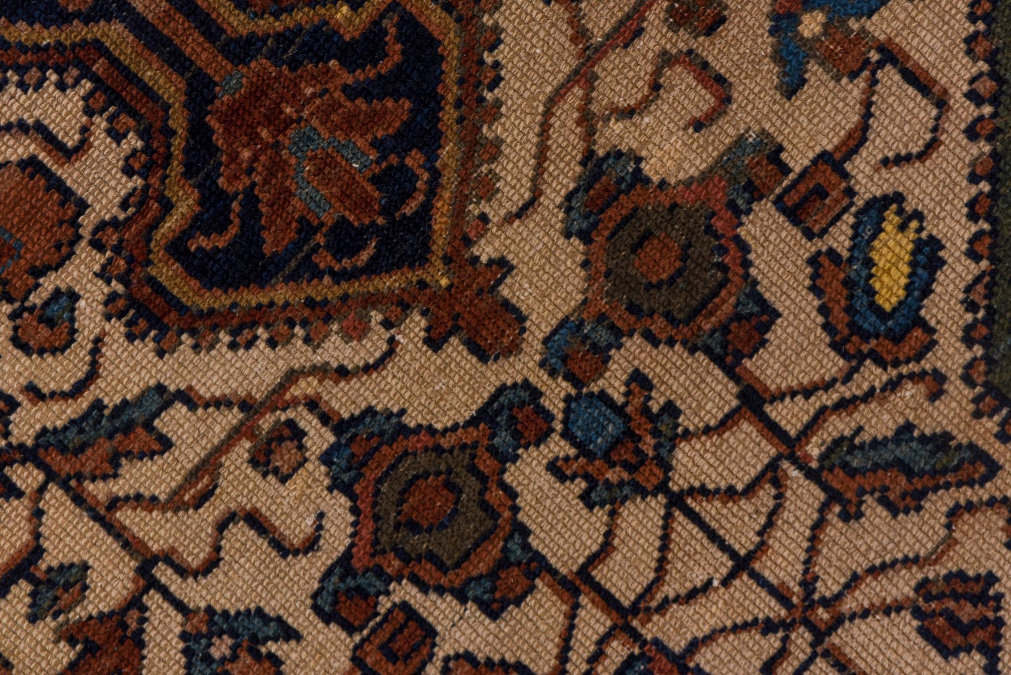 A Malayer Rug circa 1920.  In Good Condition For Sale In Philadelphia, PA