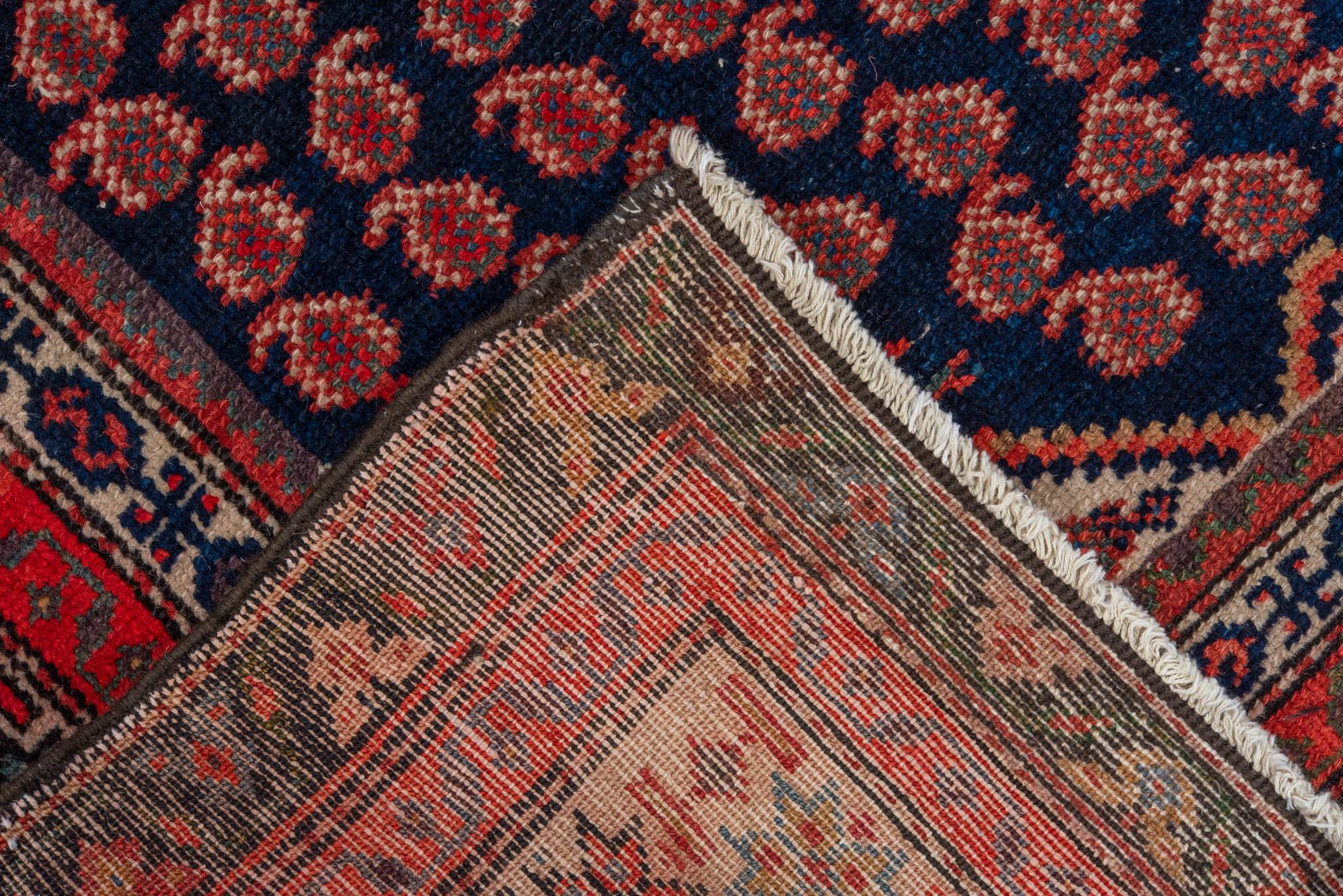 Ein Malayer-Teppich um 1930 (Wolle) im Angebot