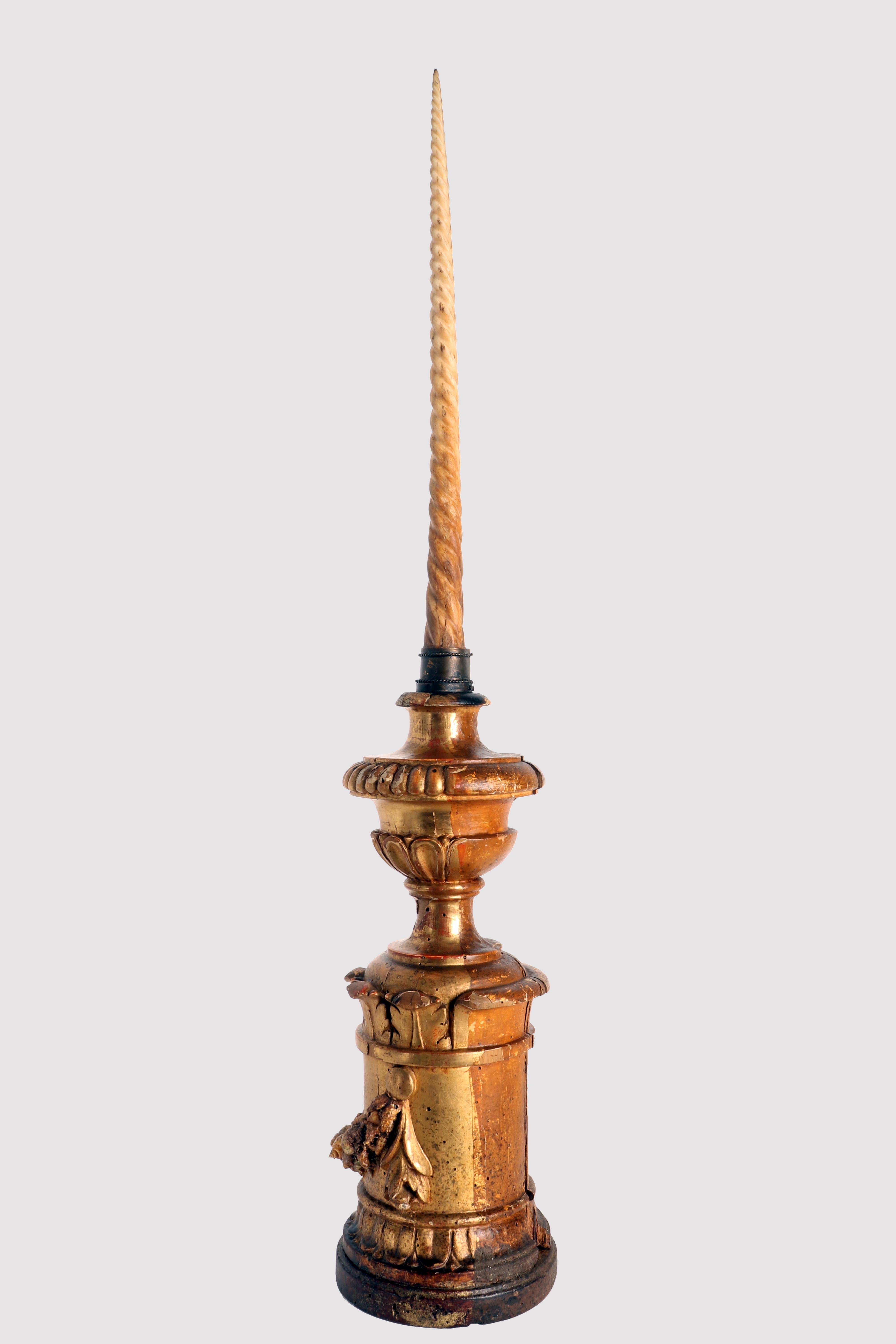 Marine Specimen: Pair of Marlin Rostrum to Emulate the Narwal Tusk, Italy 1800 In Good Condition In Milan, IT