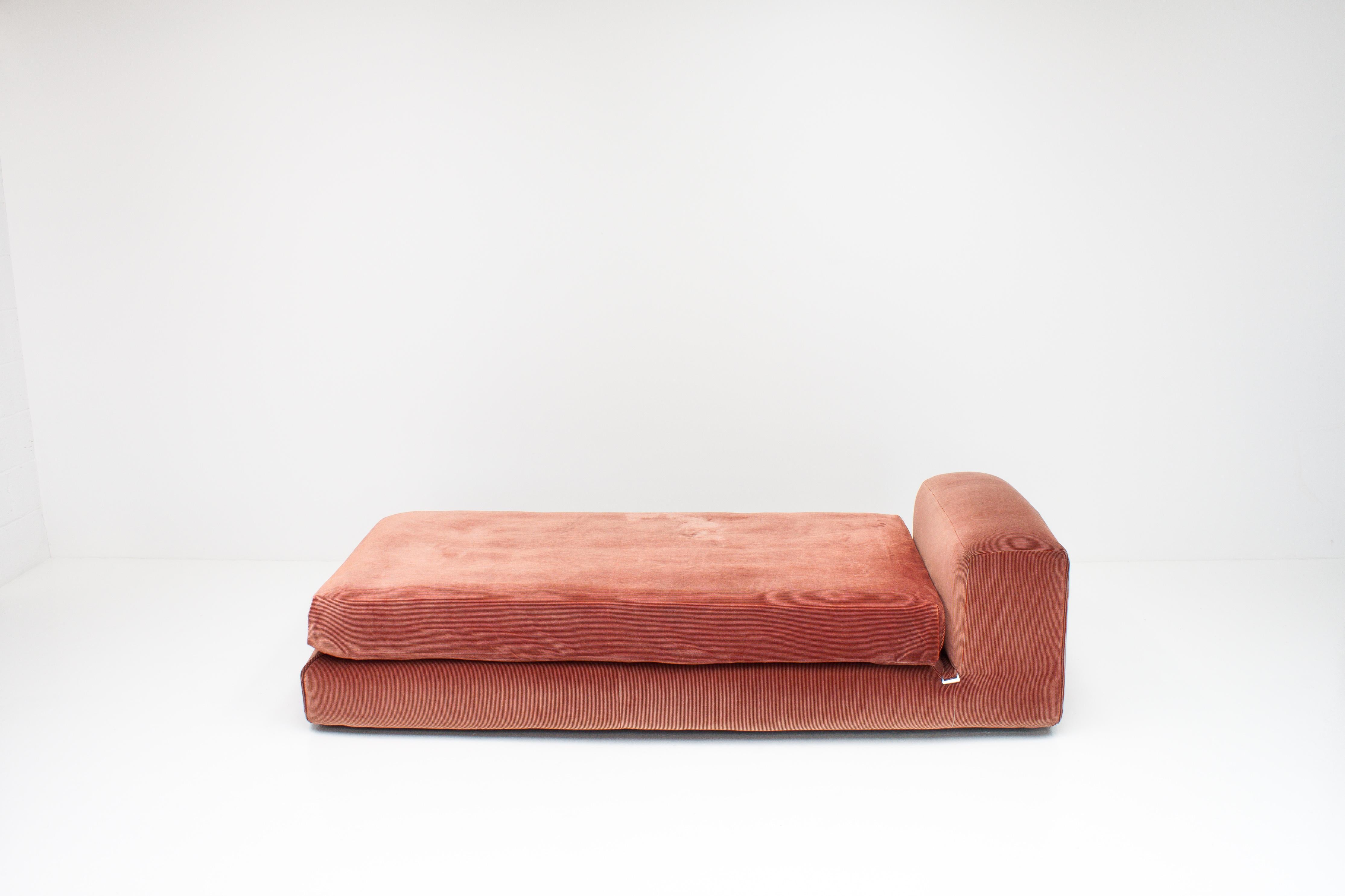 Mid-Century Modern Mario Bellini 'Le Mura' Daybed, Designed in 1972 for Cassina, Italy