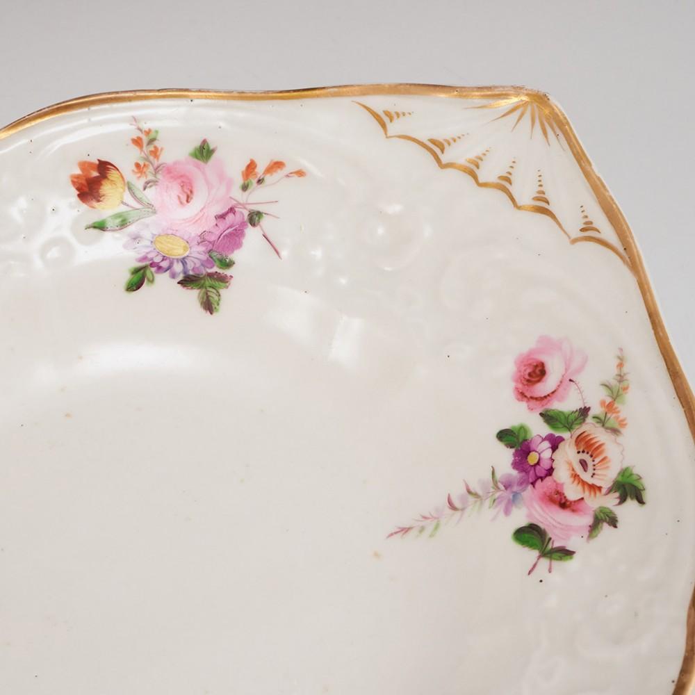 English A Marked Nantgarw Porcelain Shell Shaped Dish, c1820 For Sale