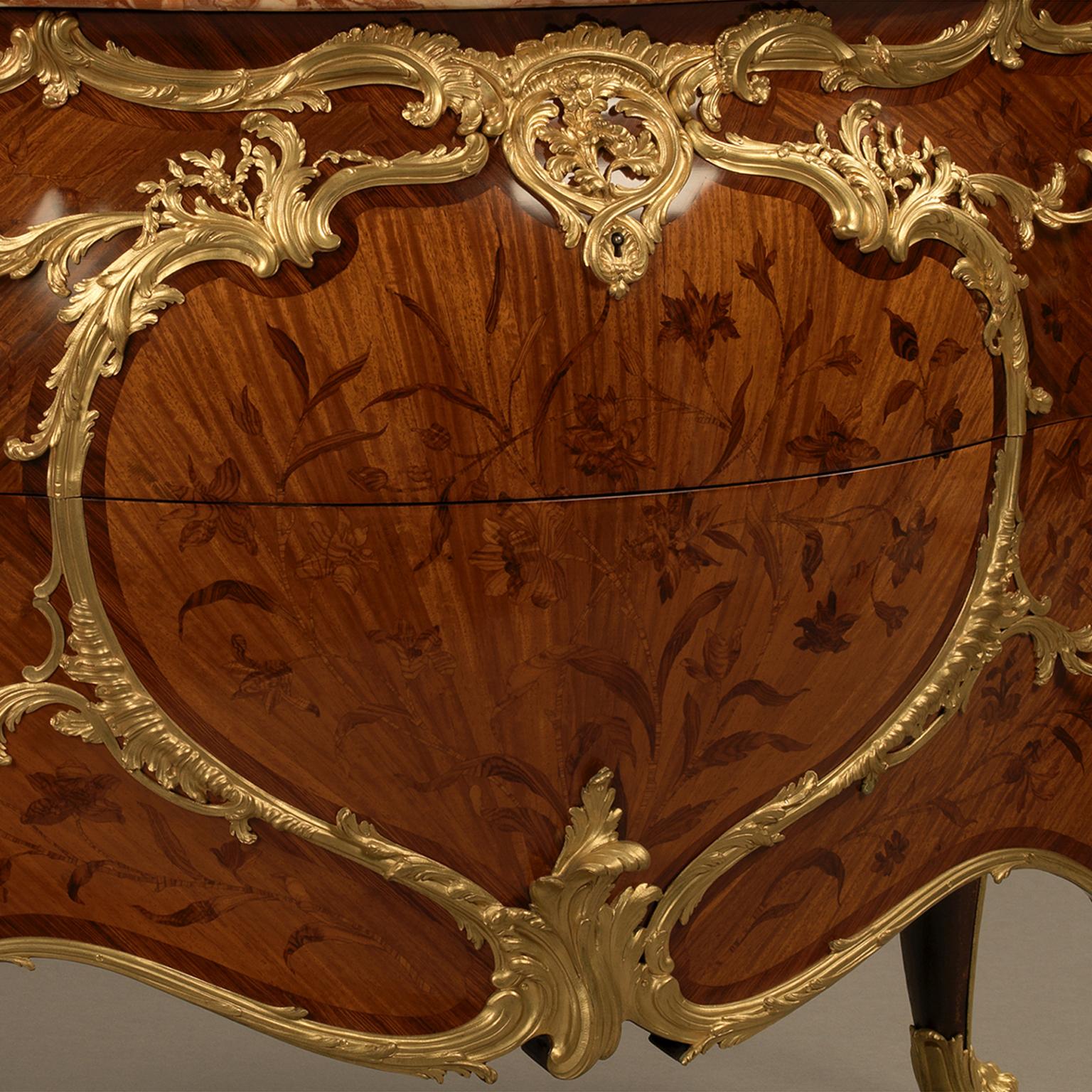 A Marquetry and Gilt-Bronze Commode by Emmanuel Zwiener In Good Condition For Sale In Brighton, West Sussex